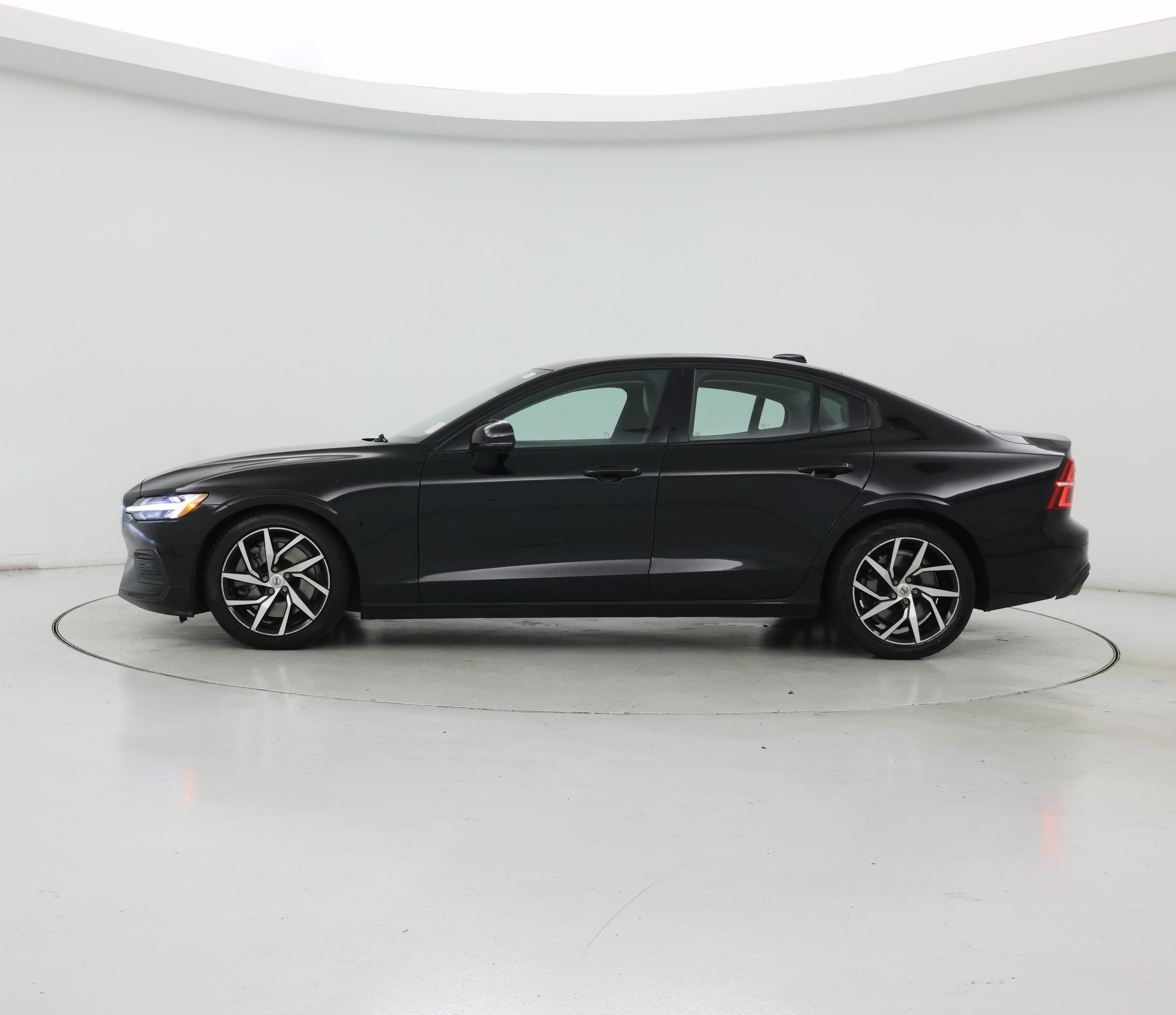 Thumbnail: 2019 Volvo S60 - 3
