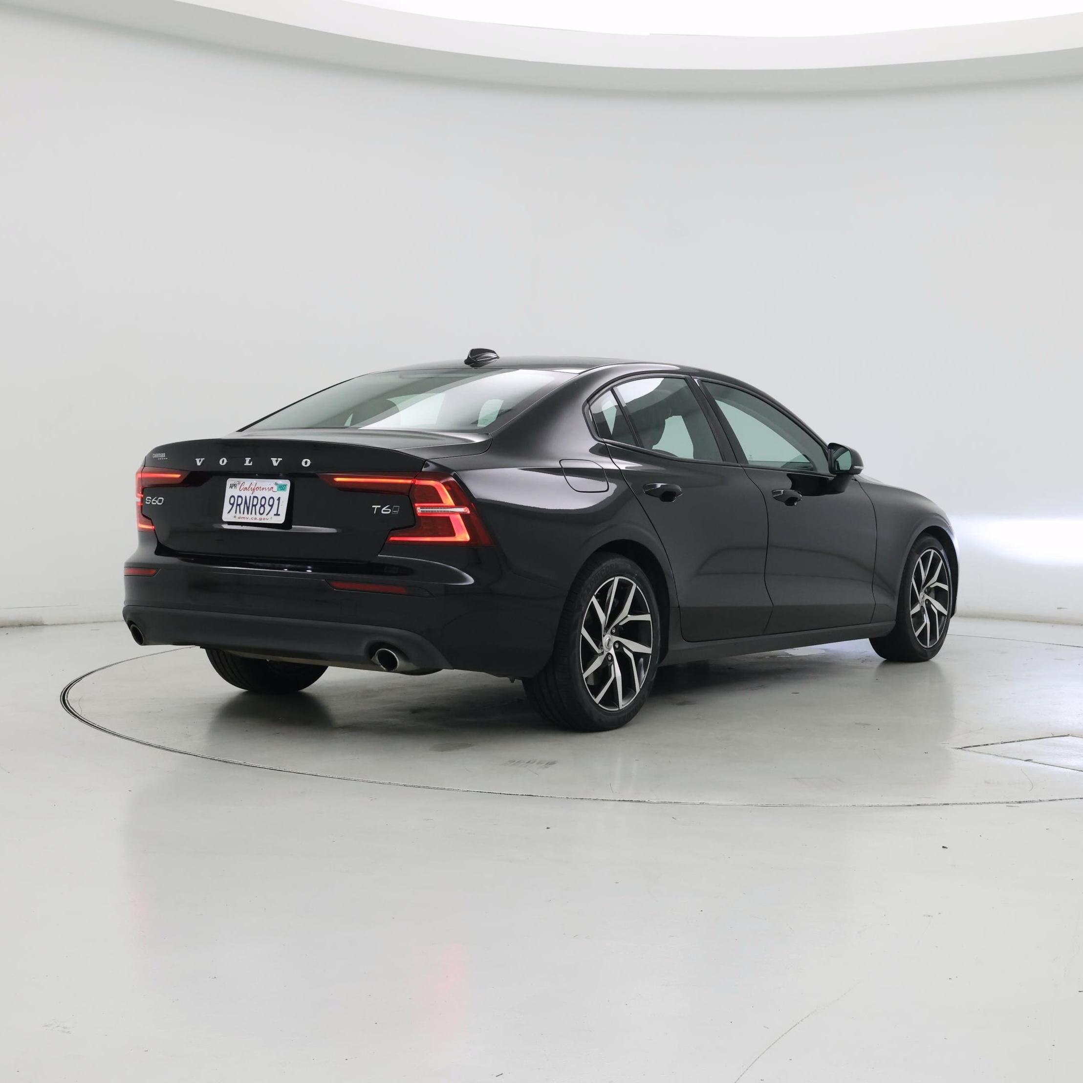 Thumbnail: 2019 Volvo S60 - 8