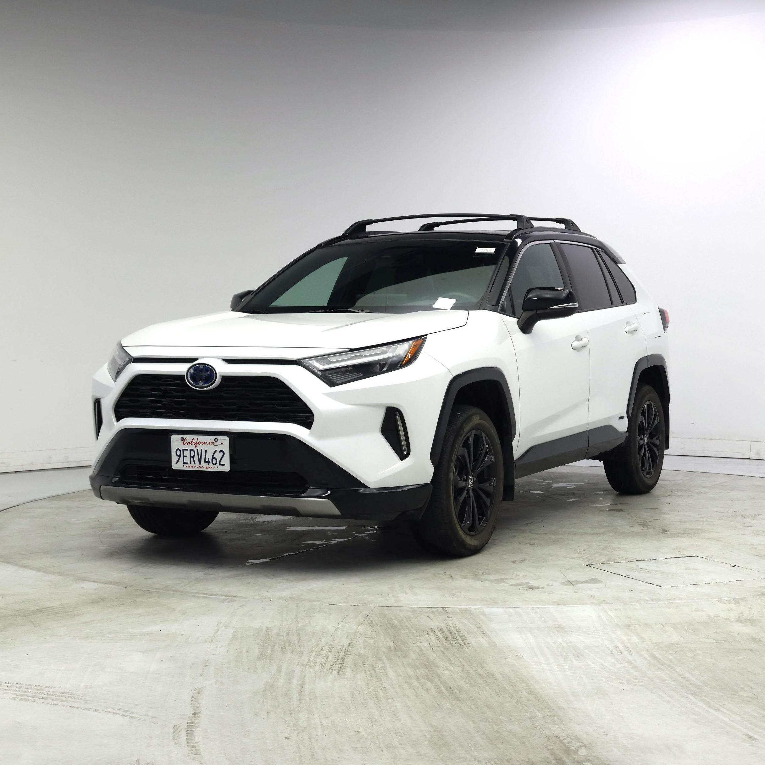 Thumbnail: 2023 Toyota RAV4 - 4