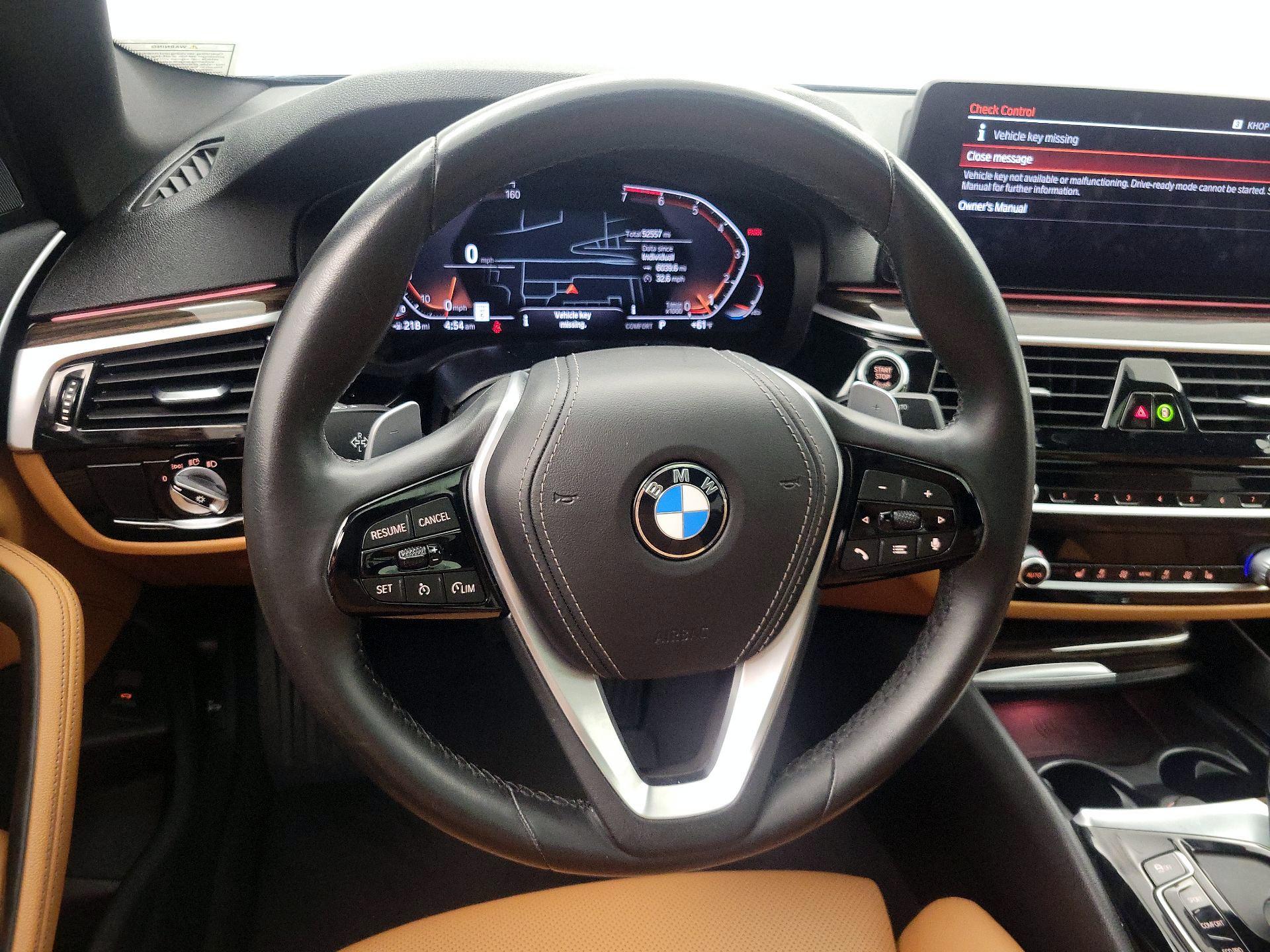 Thumbnail: 2021 BMW 5 Series - 10