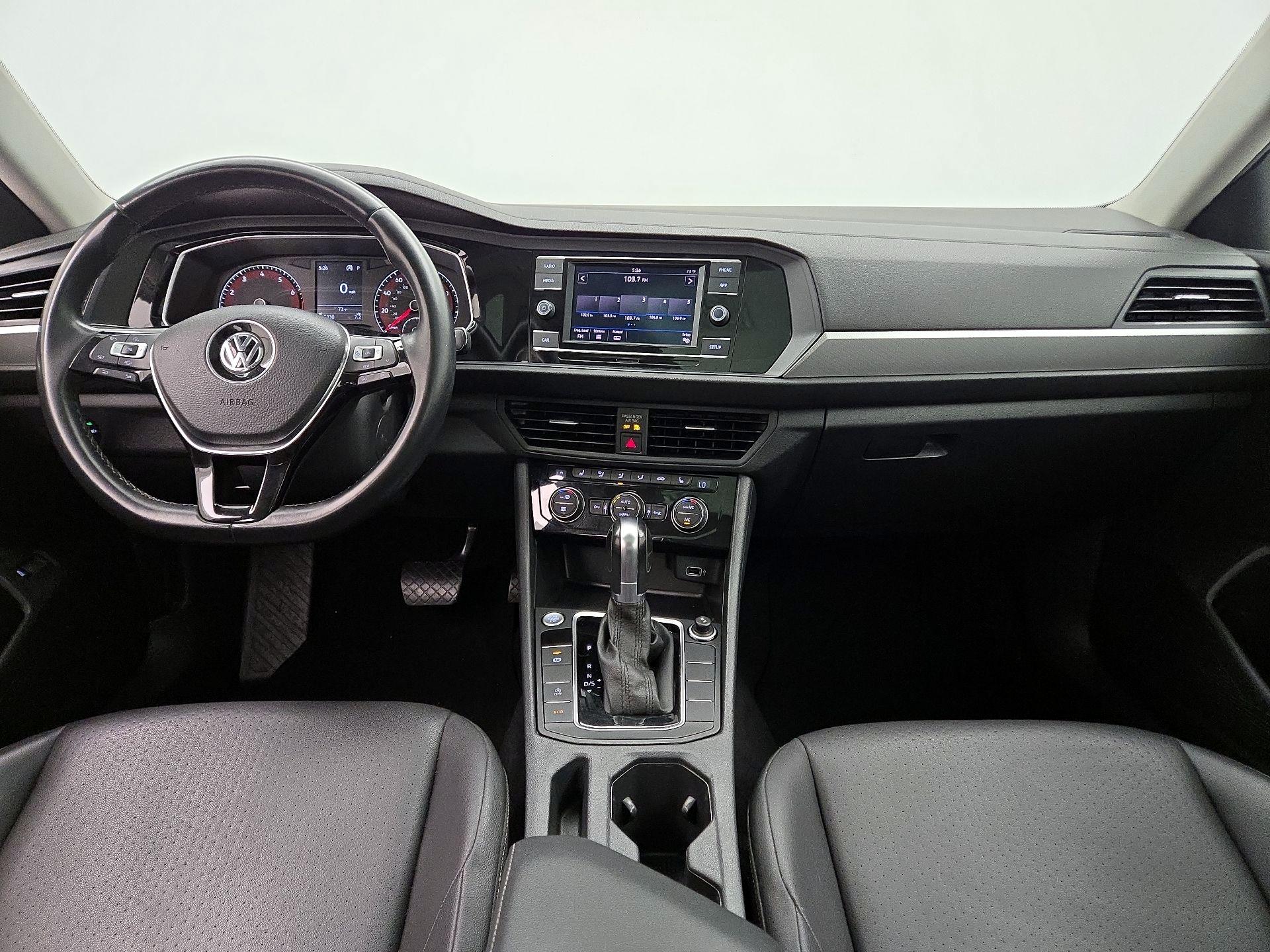 Thumbnail: 2019 Volkswagen Jetta - 9