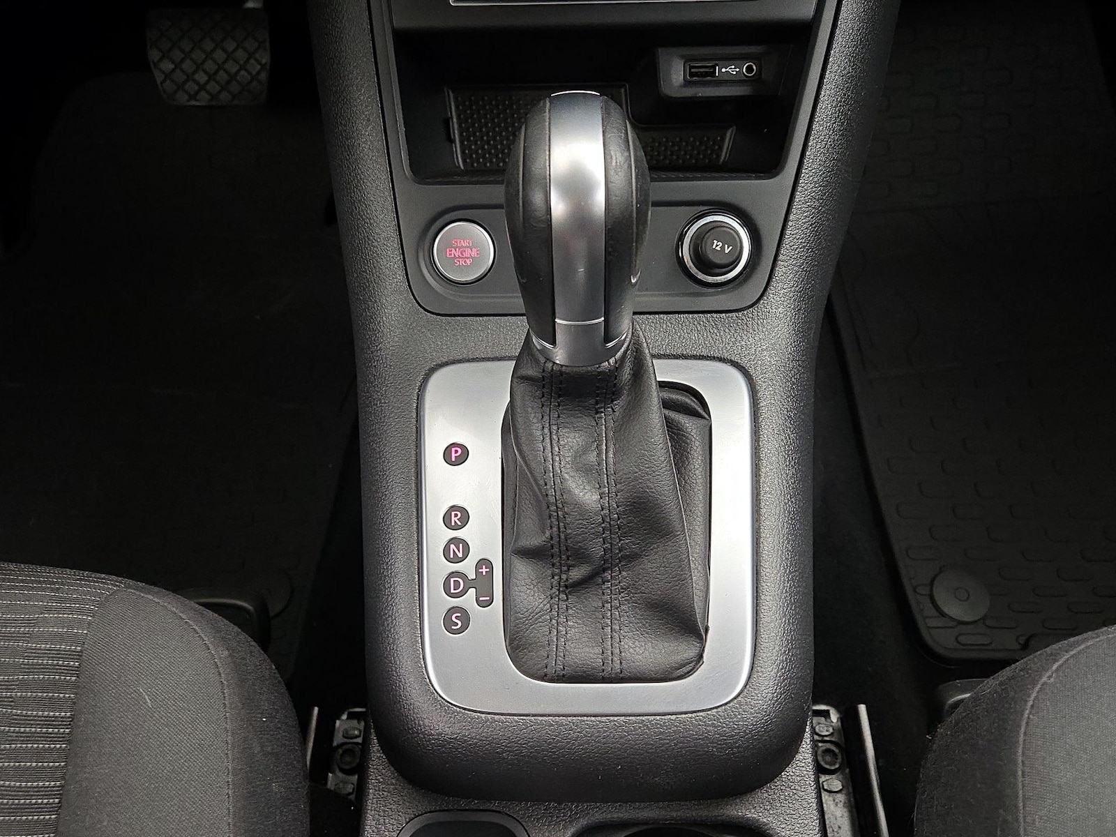 2017 Volkswagen Tiguan S - Photo 18
