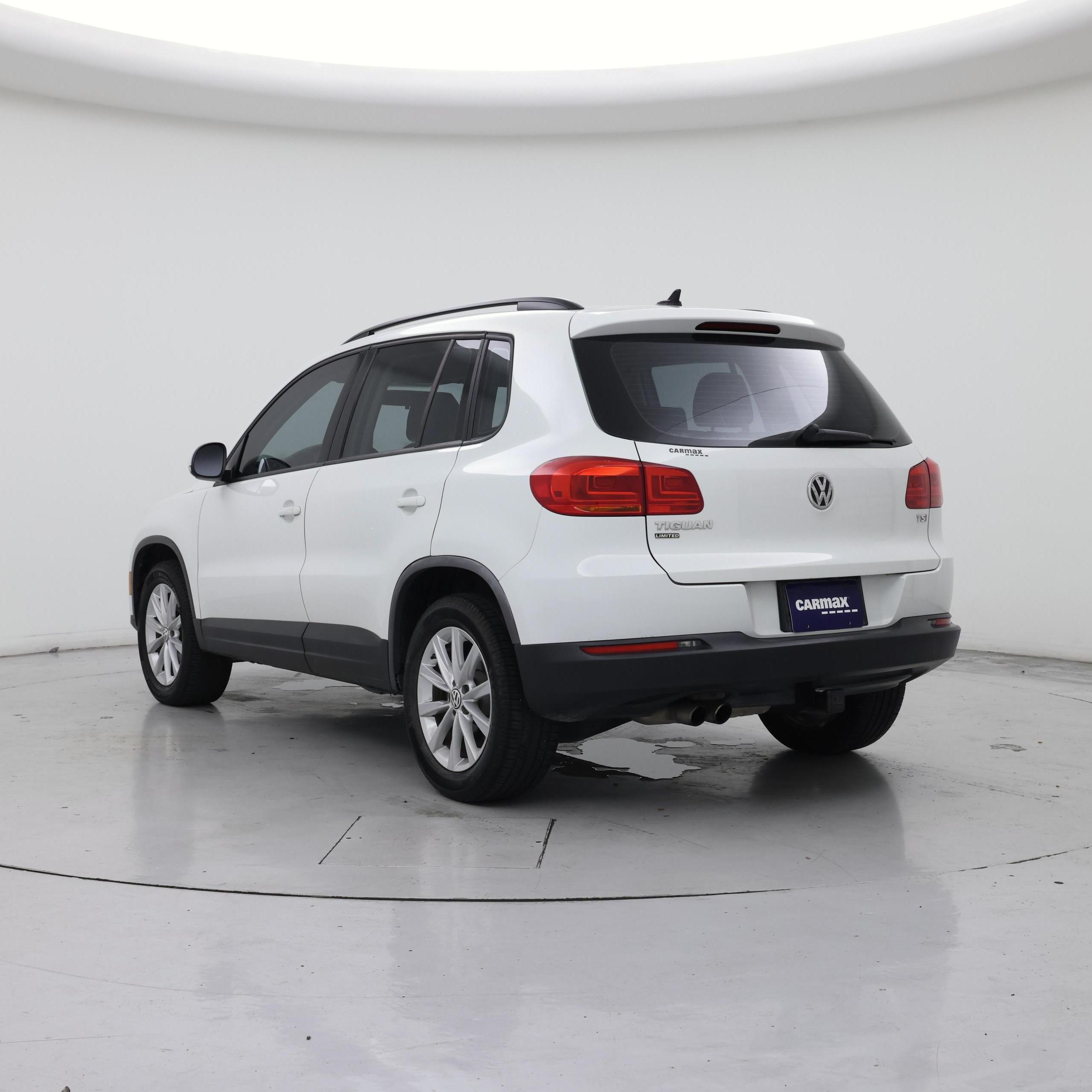 Thumbnail: 2017 Volkswagen Tiguan - 2