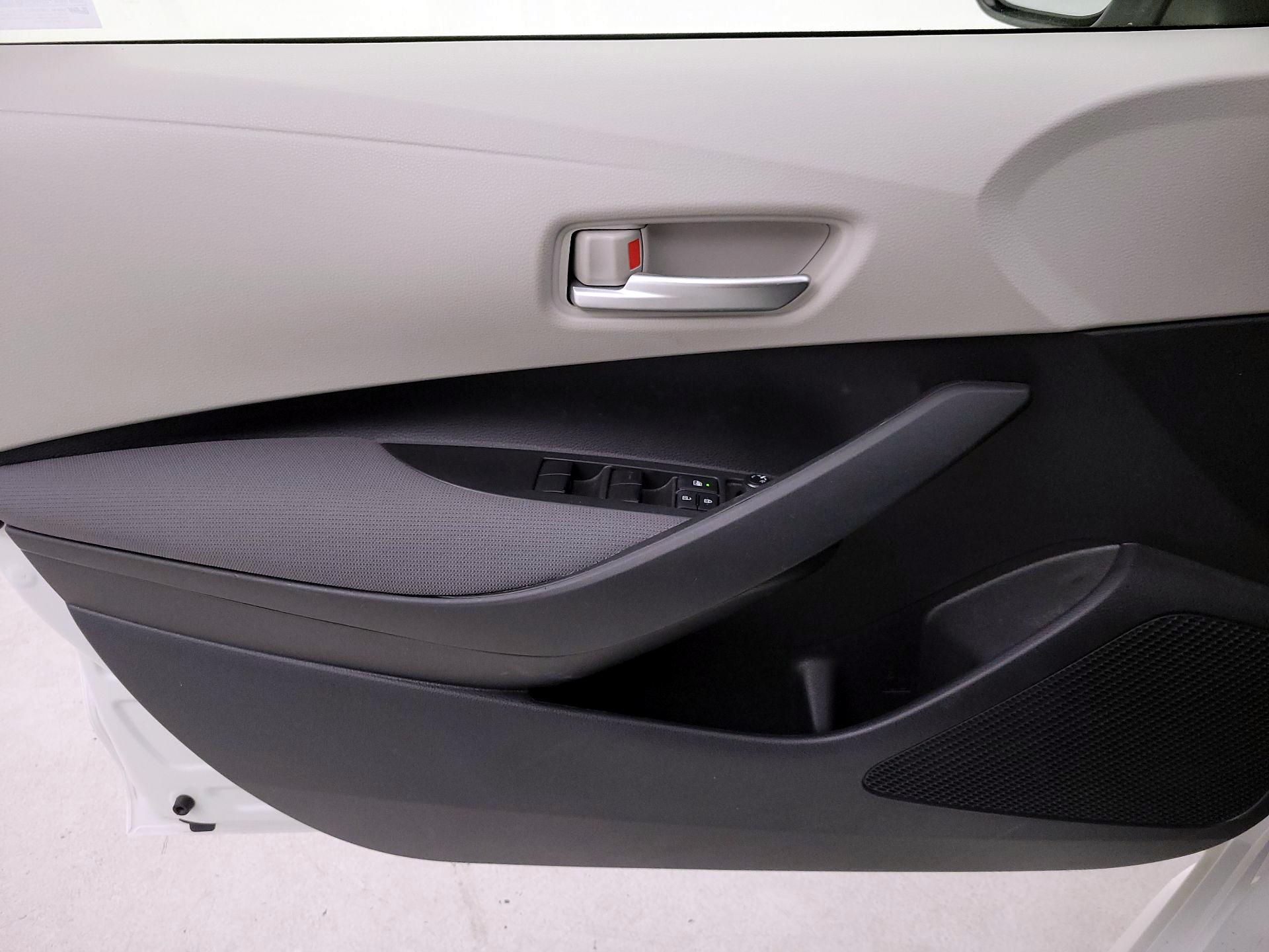 Thumbnail: 2020 Toyota Corolla - 12