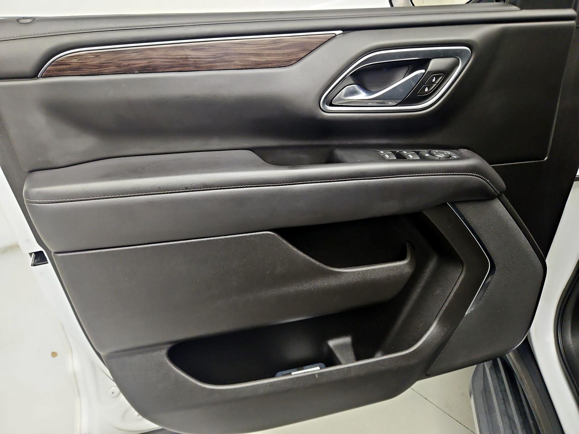 Thumbnail: 2021 Chevrolet Tahoe - 12