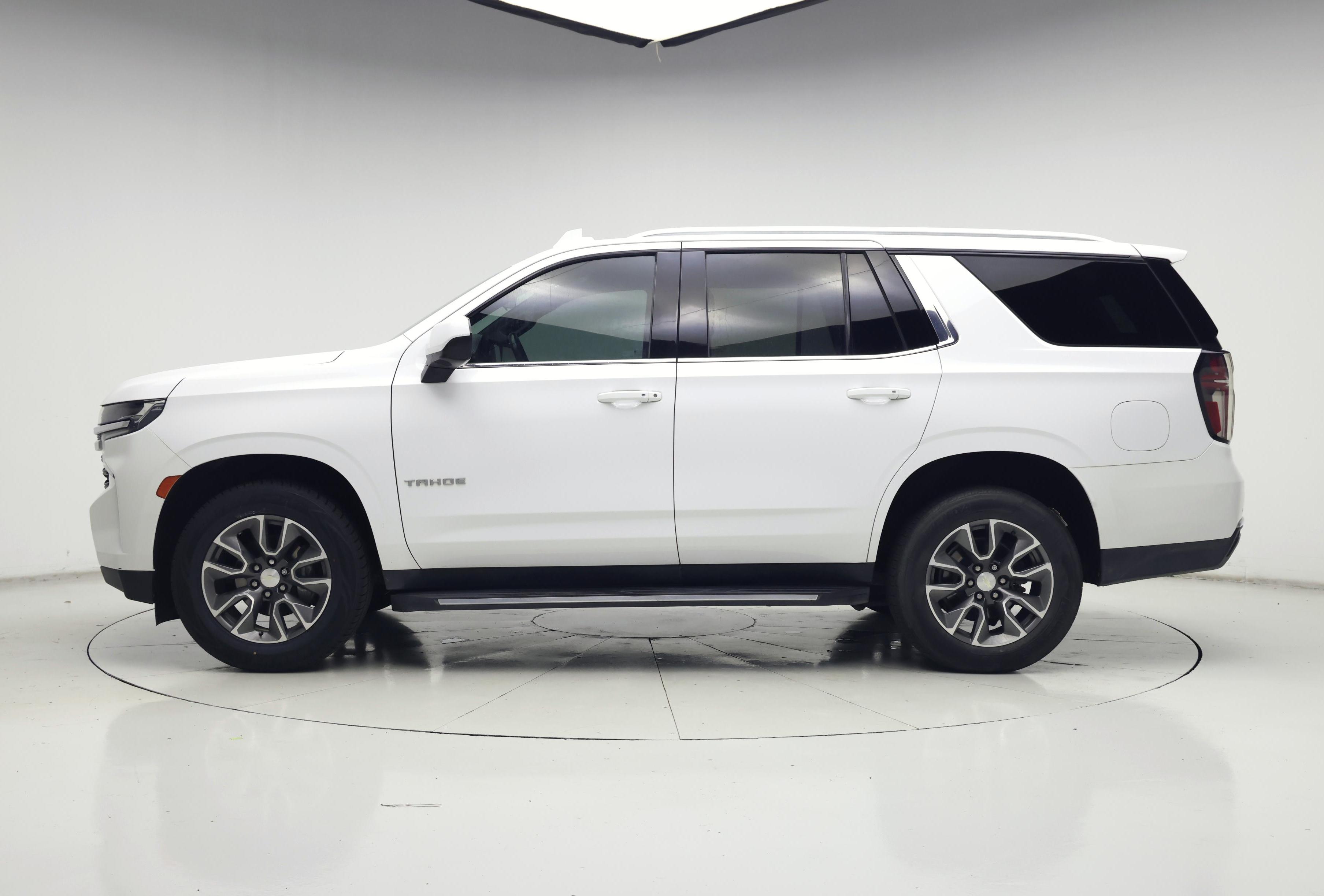 Thumbnail: 2021 Chevrolet Tahoe - 3