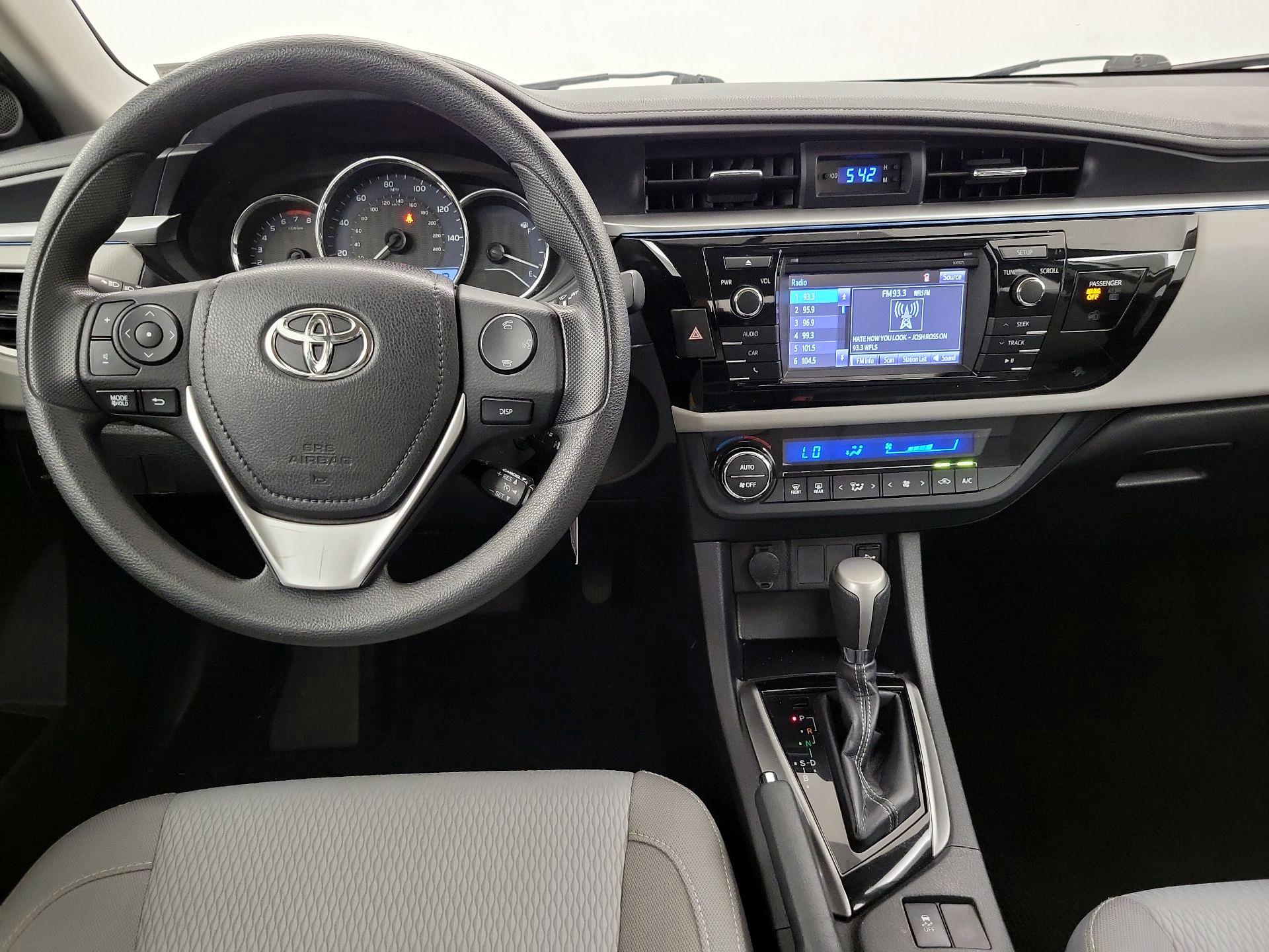 Thumbnail: 2016 Toyota Corolla - 9