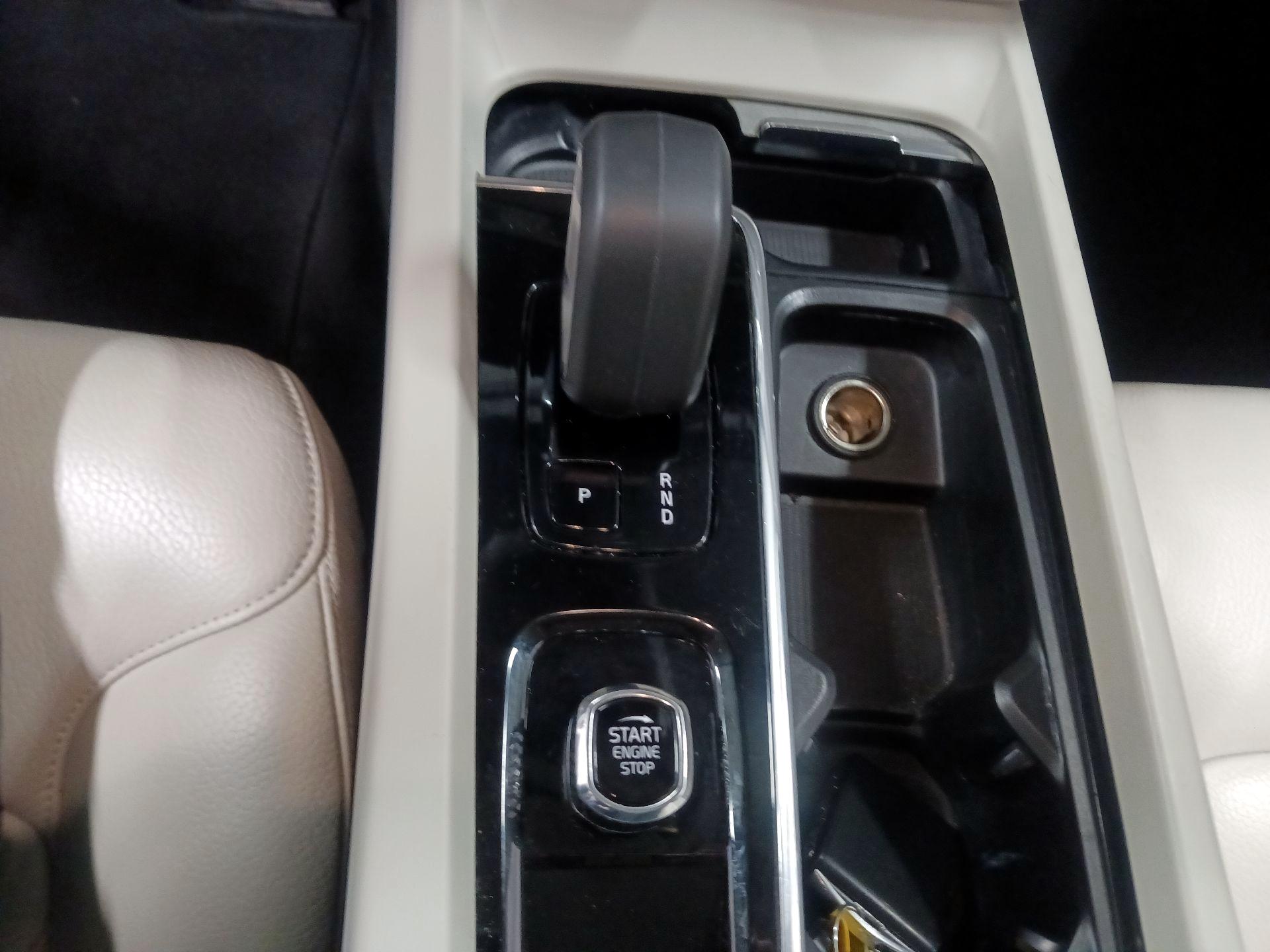 Thumbnail: 2024 Volvo S60 - 18