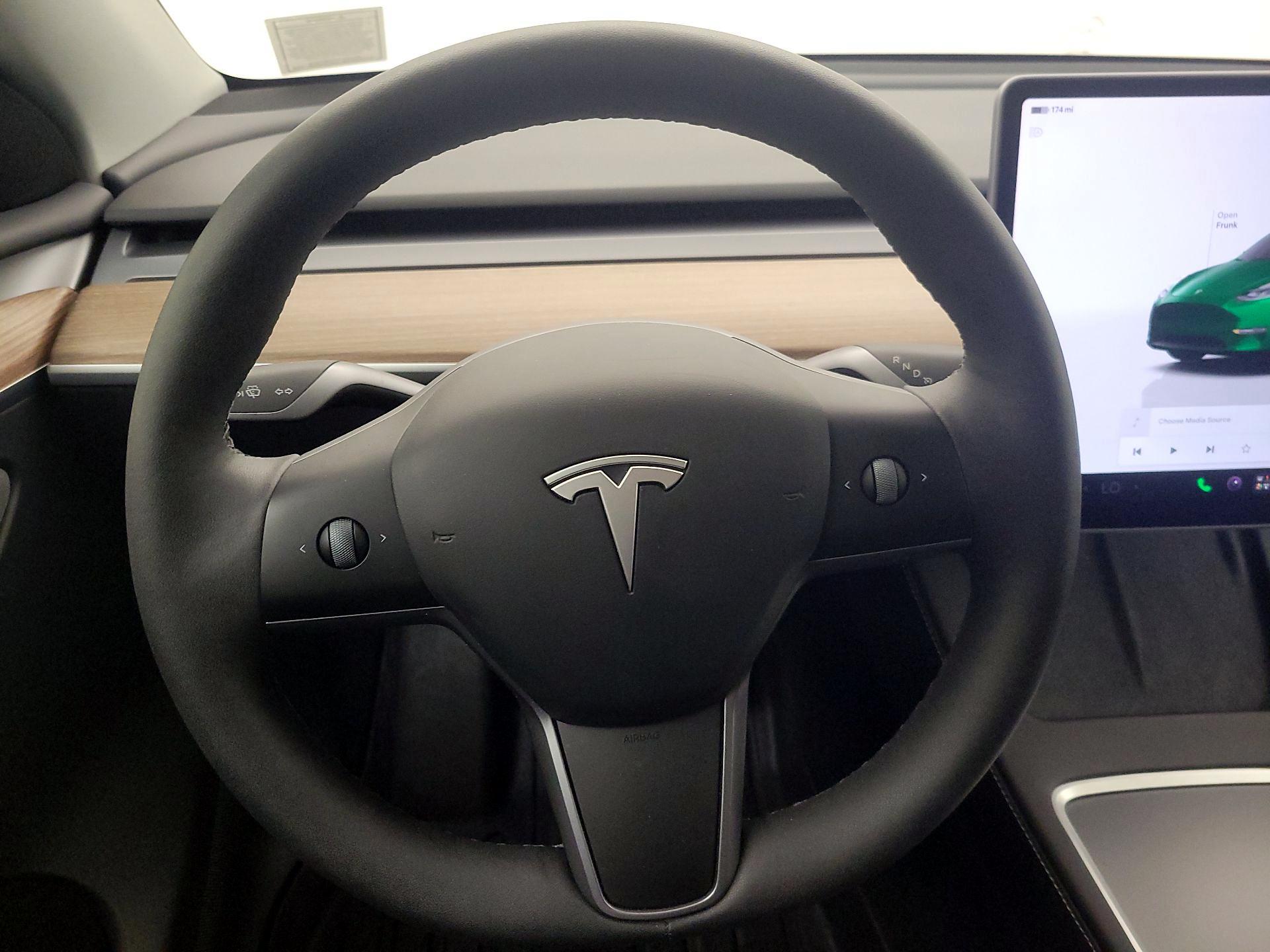 Thumbnail: 2024 Tesla Model Y - 10