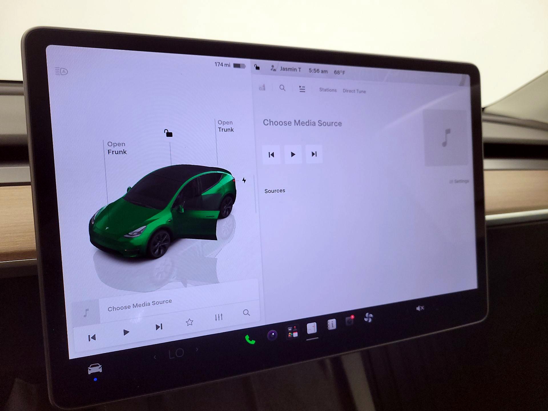 Thumbnail: 2024 Tesla Model Y - 15