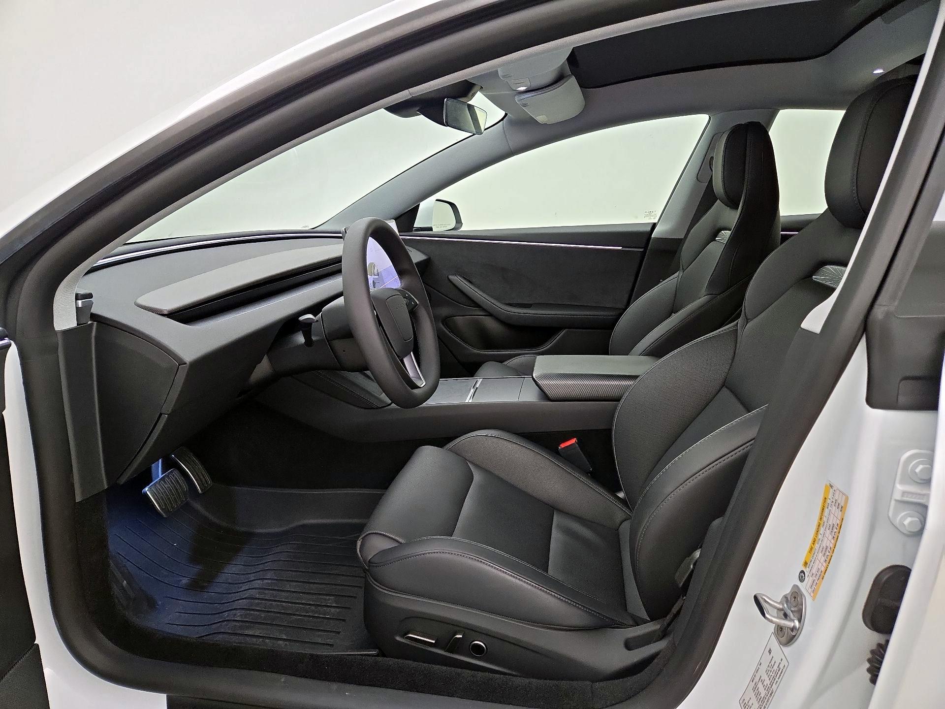 Thumbnail: 2026 Tesla Model 3 - 11