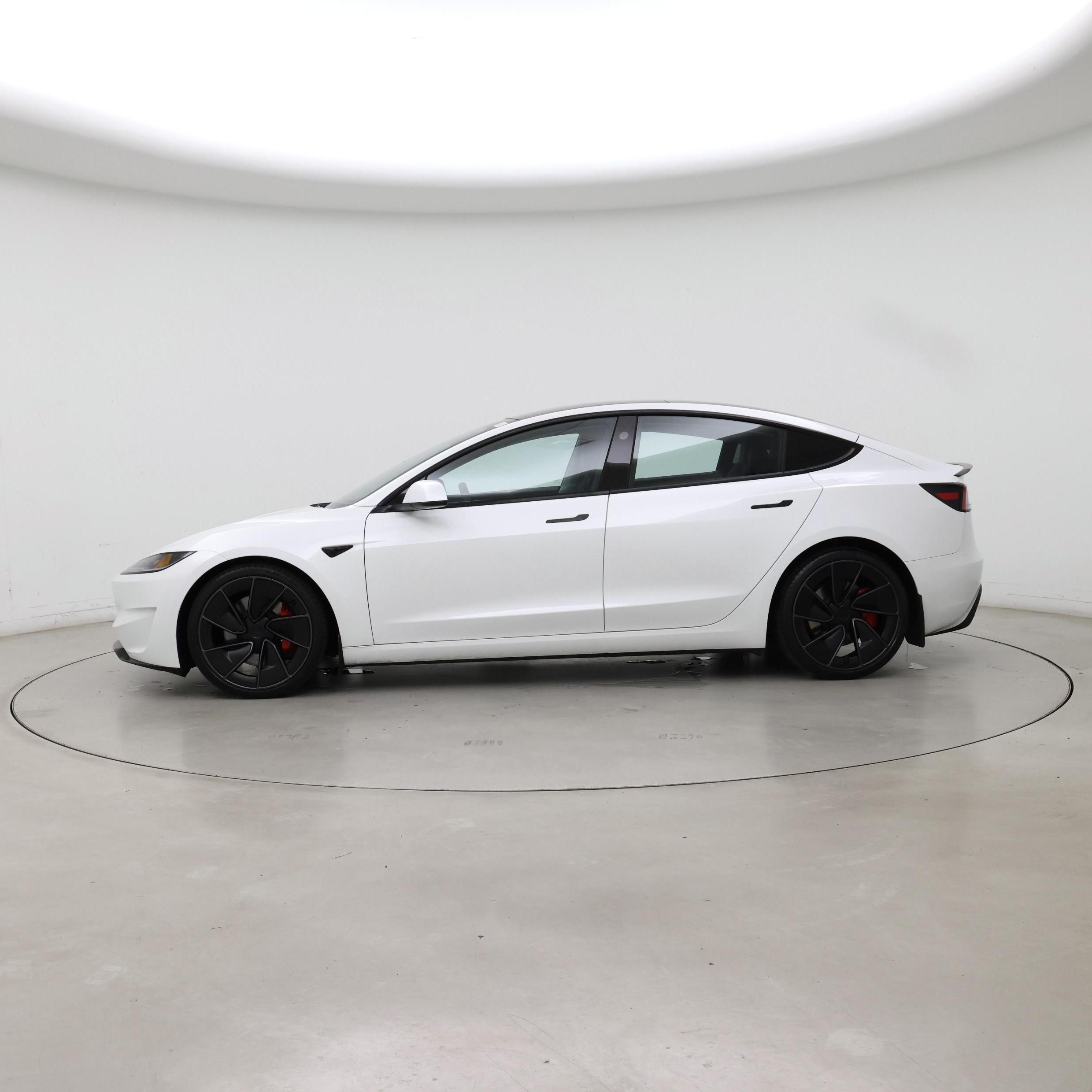 Thumbnail: 2026 Tesla Model 3 - 3