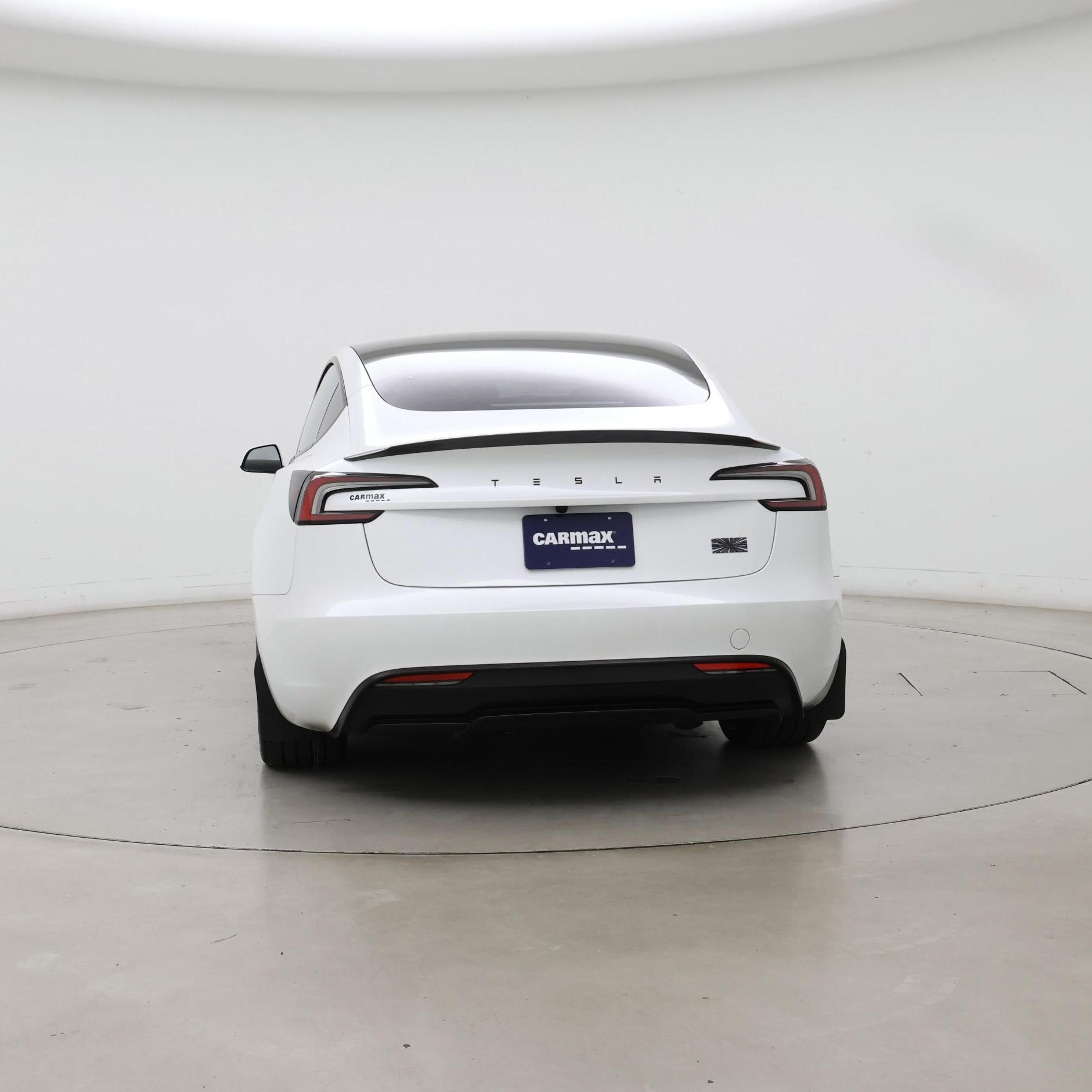 Thumbnail: 2026 Tesla Model 3 - 6