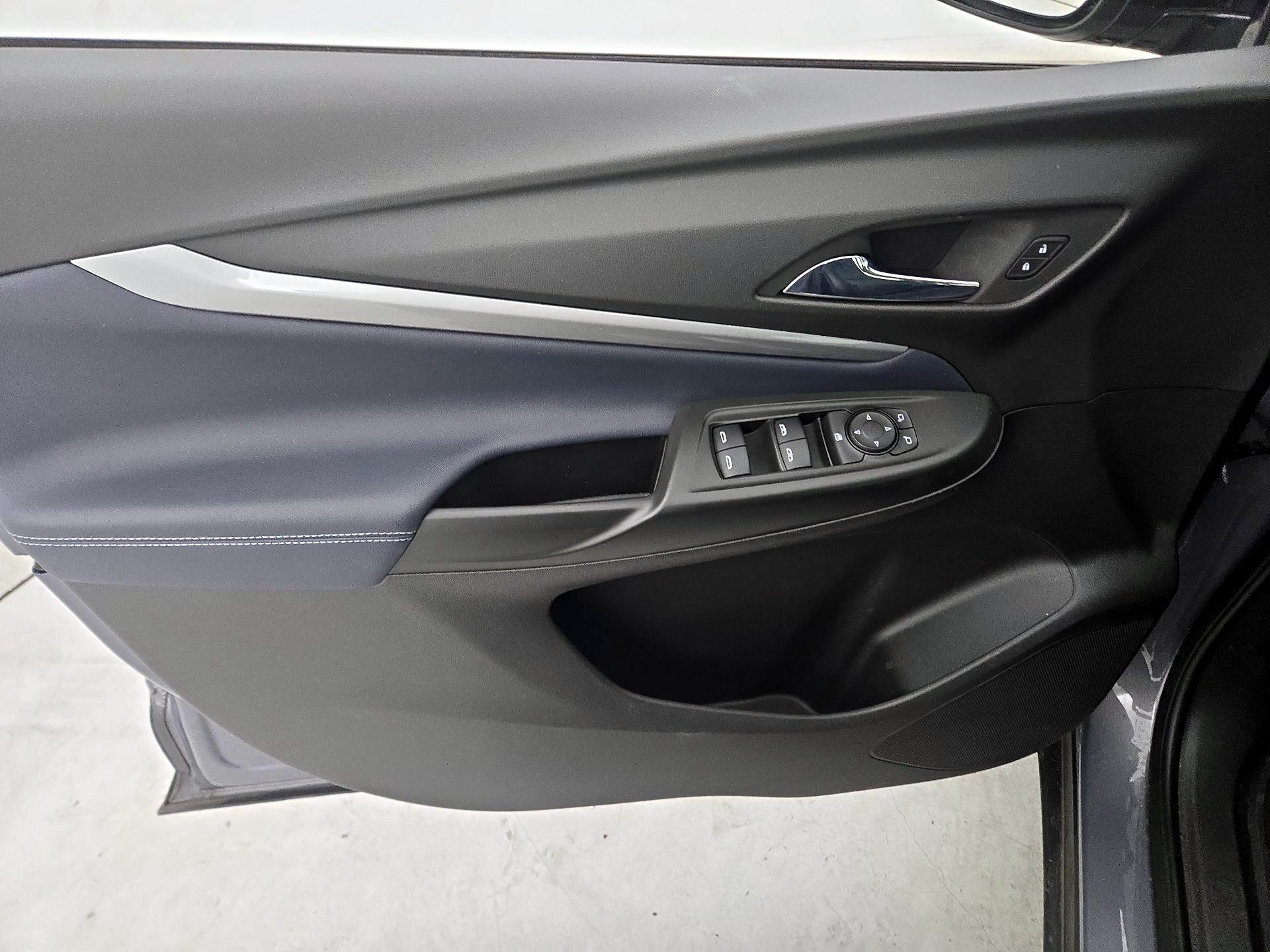 Thumbnail: 2023 Chevrolet Bolt EUV - 12