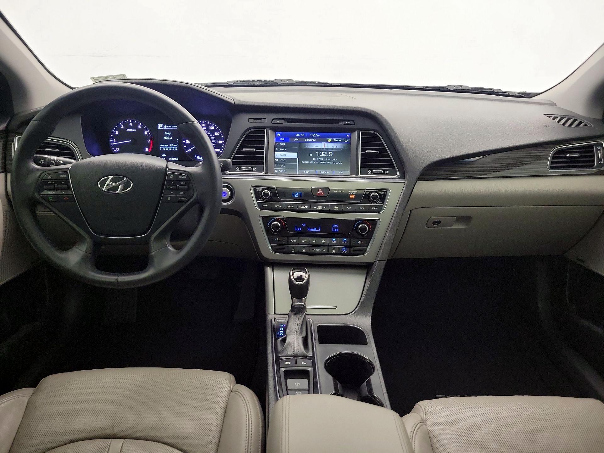 Thumbnail: 2015 Hyundai Sonata - 9