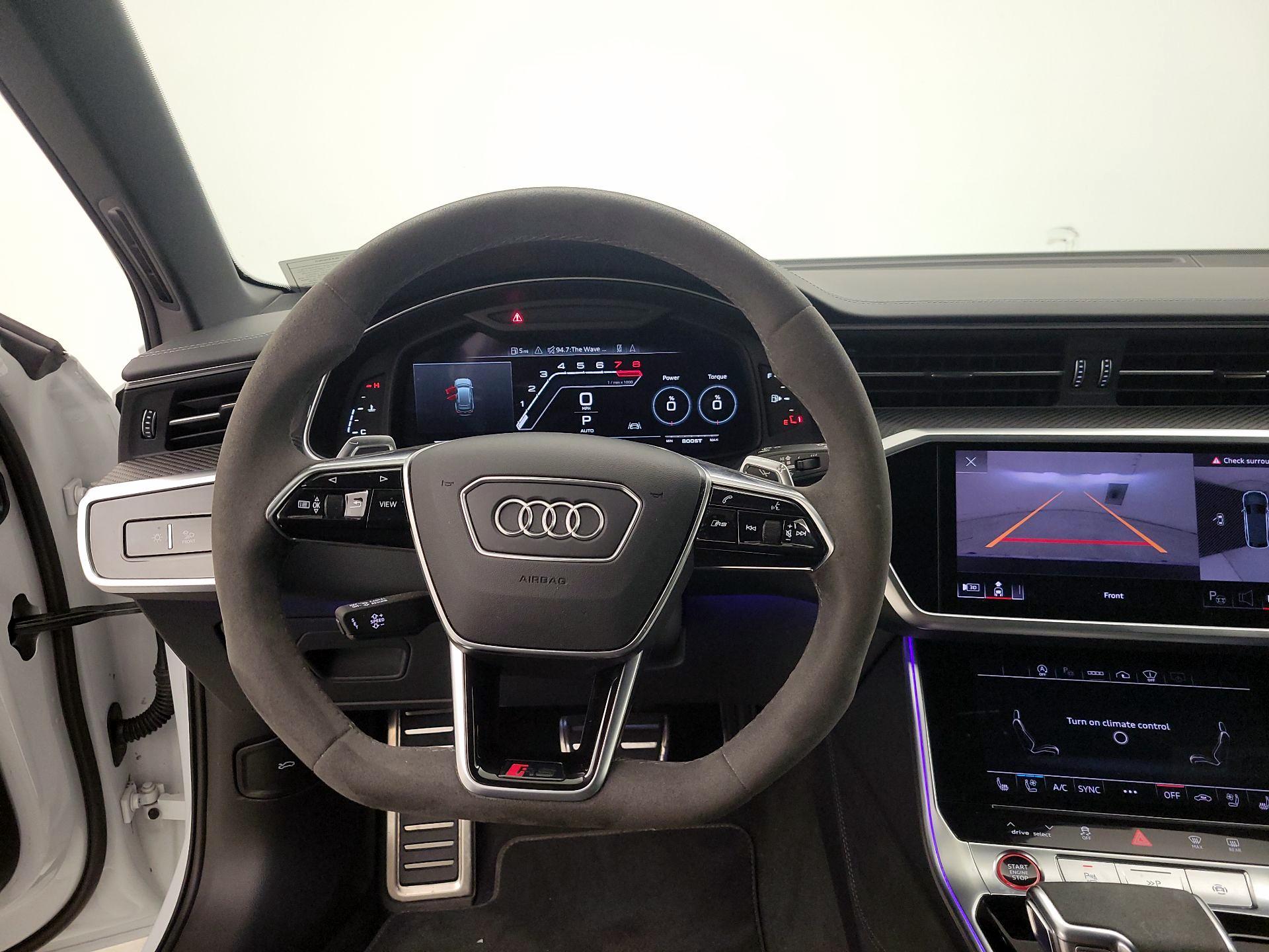 Thumbnail: 2024 Audi RS 6 - 10