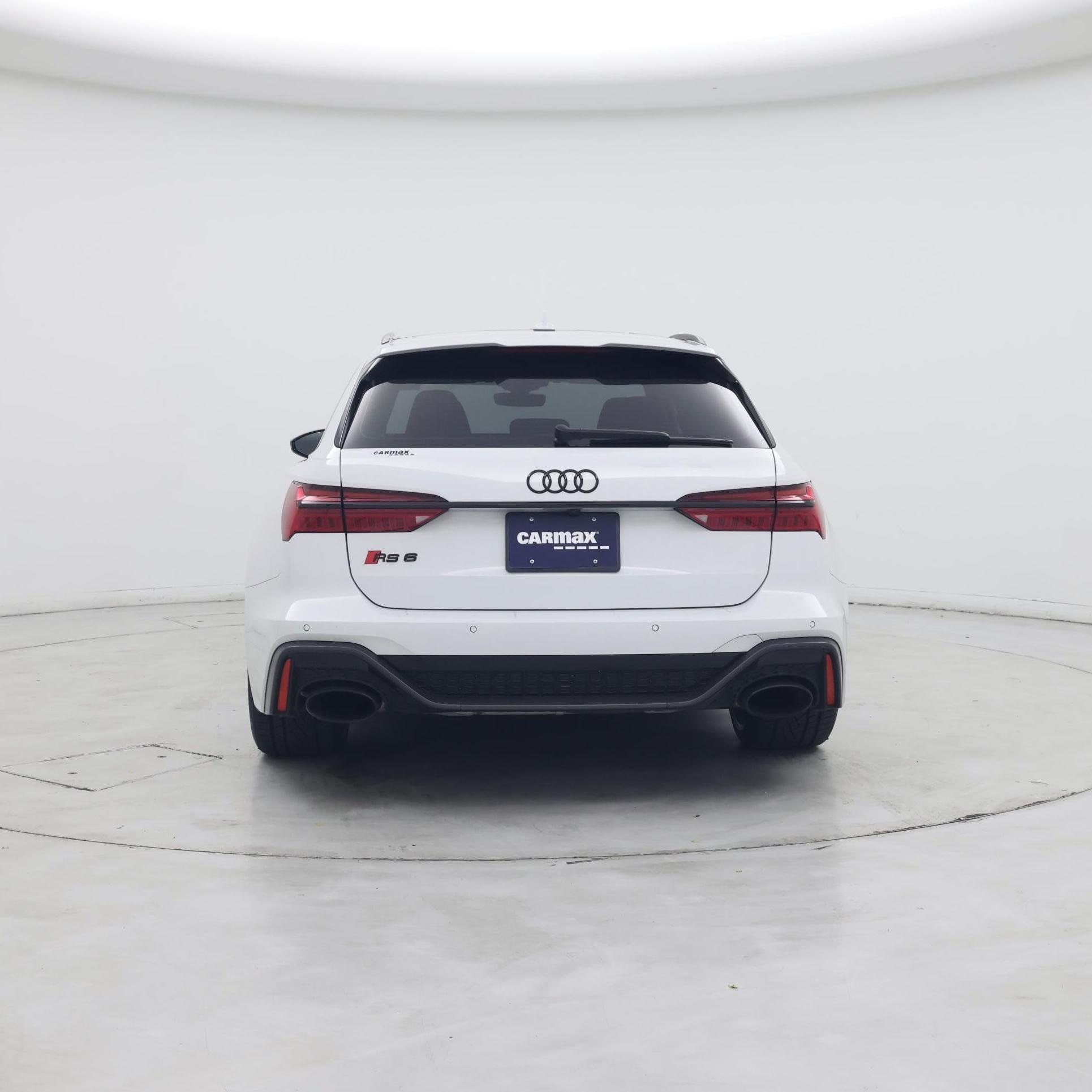 Thumbnail: 2024 Audi RS 6 - 6