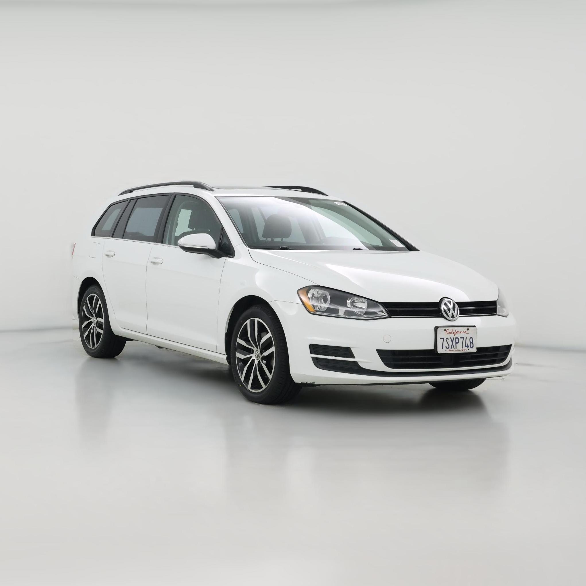 Thumbnail: 2016 Volkswagen Golf - 1