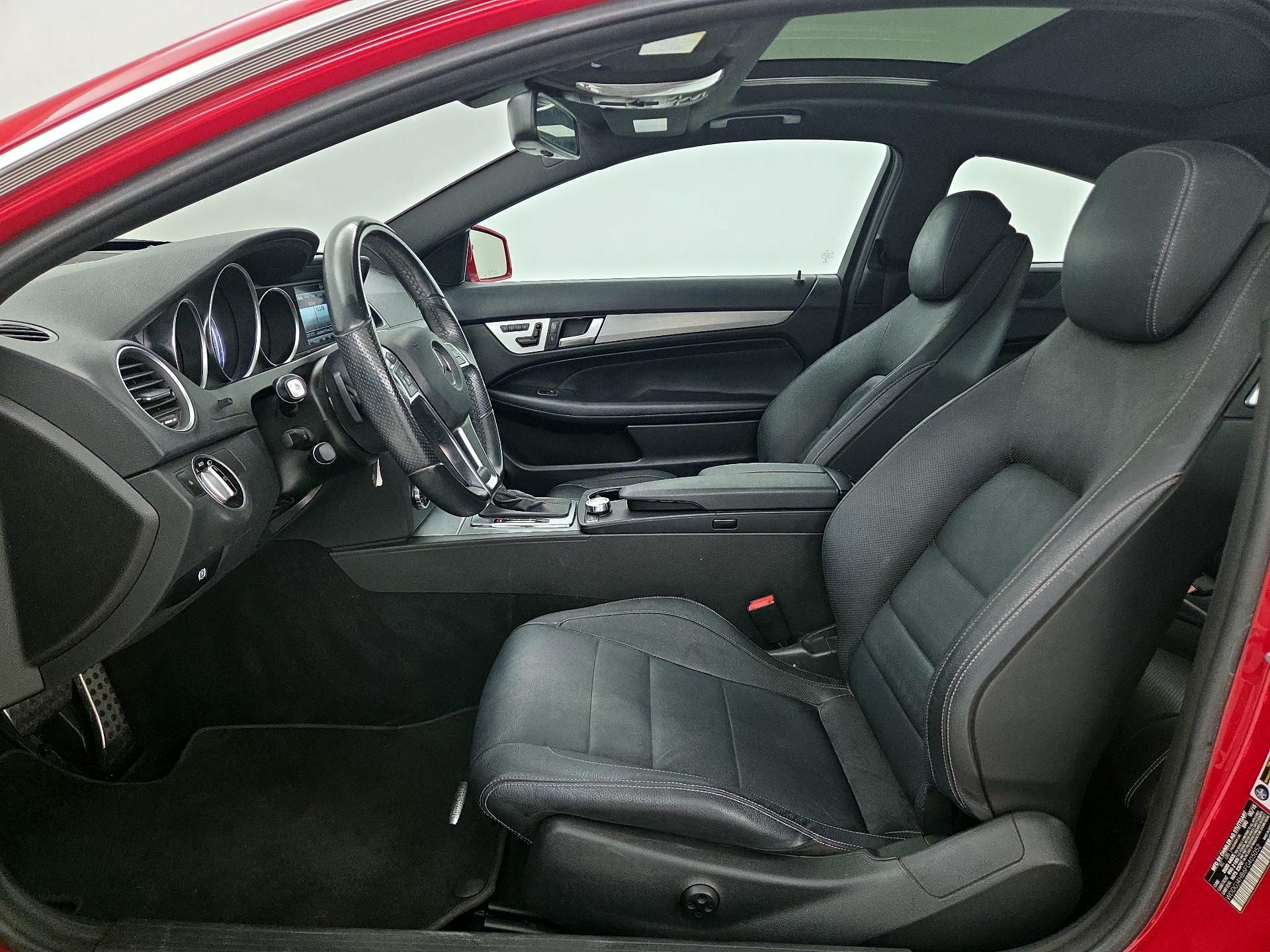 Thumbnail: 2015 Mercedes-Benz C-Class - 11