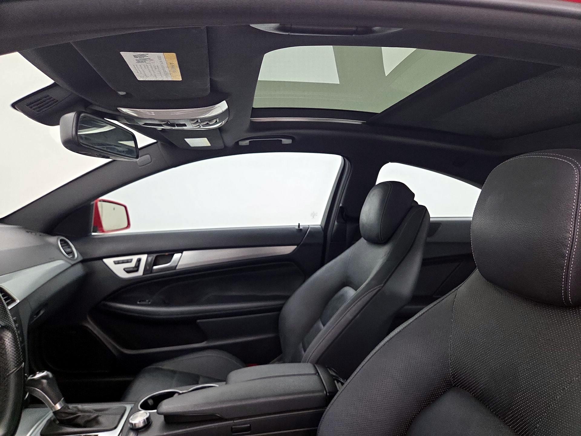 Thumbnail: 2015 Mercedes-Benz C-Class - 20