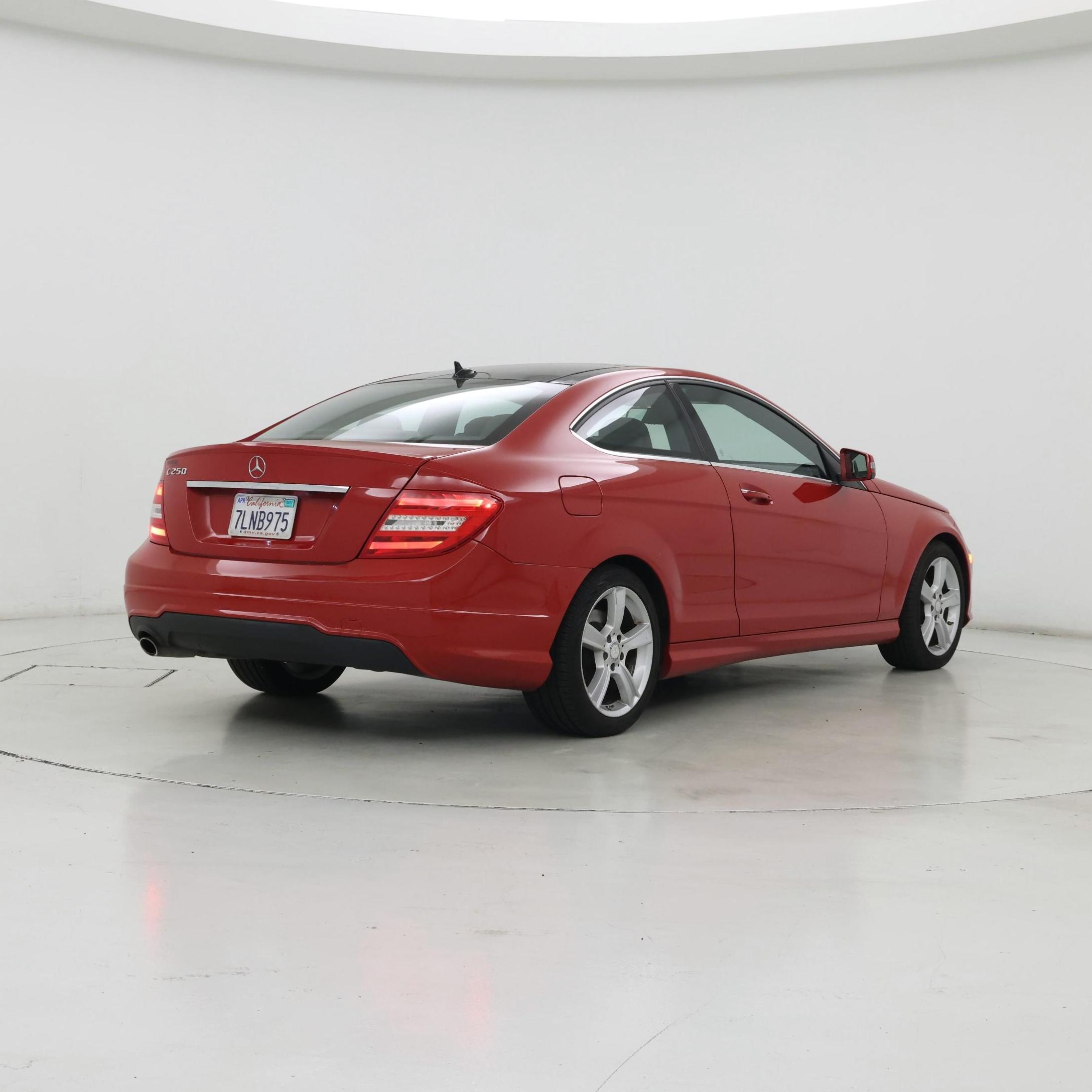 Thumbnail: 2015 Mercedes-Benz C-Class - 8