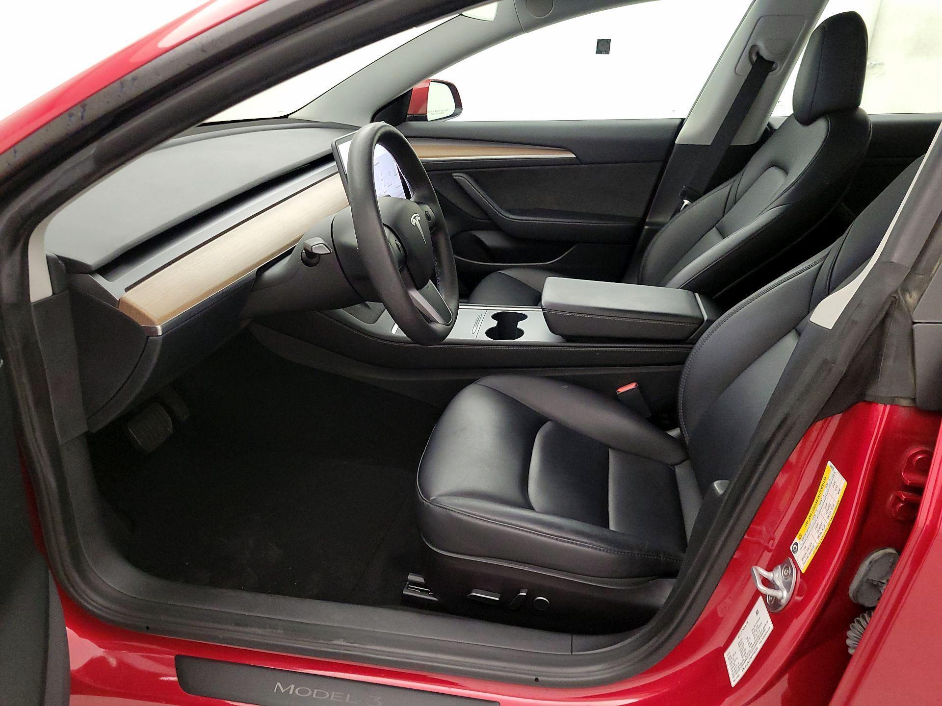 Thumbnail: 2023 Tesla Model 3 - 11