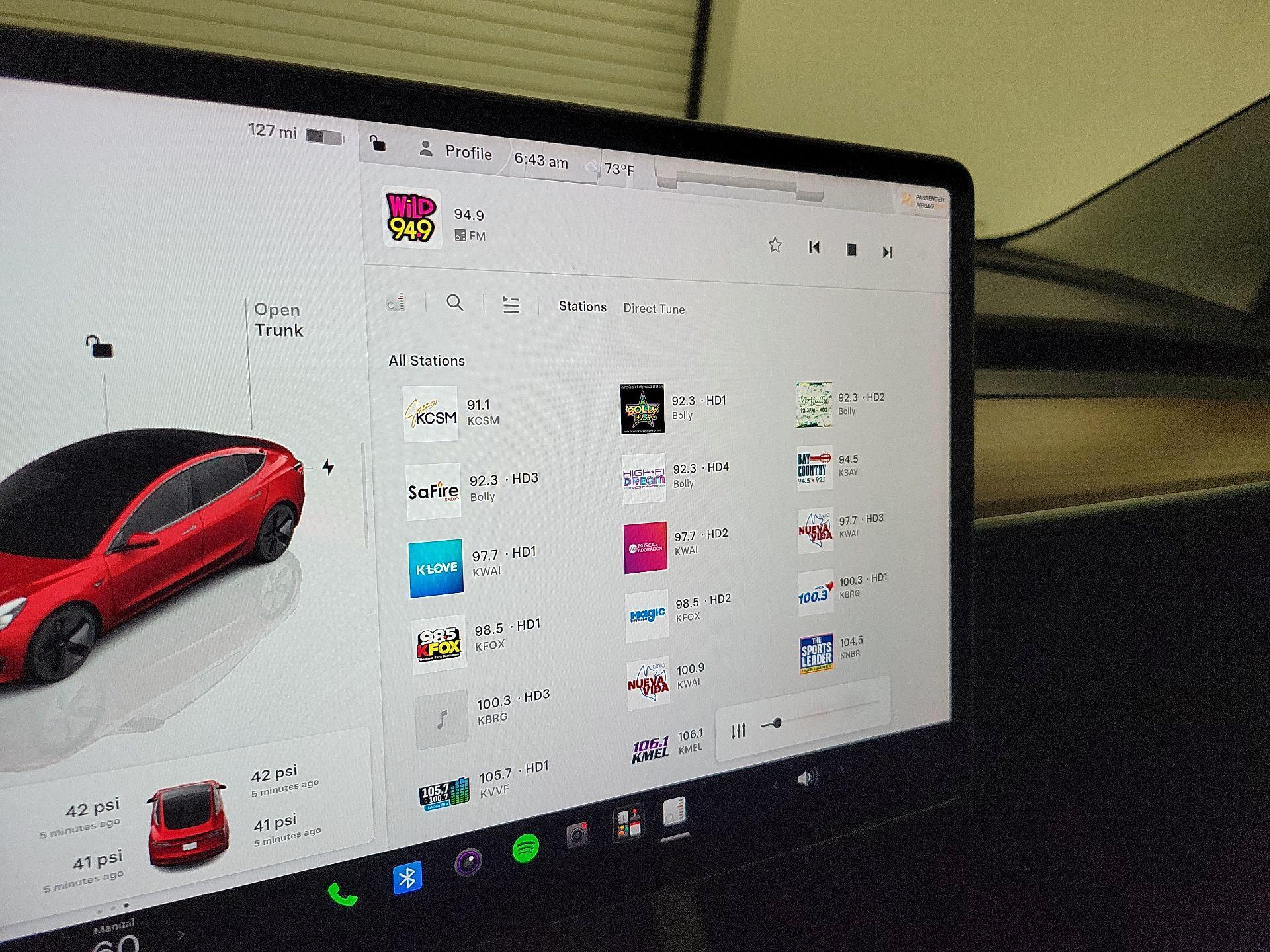Thumbnail: 2023 Tesla Model 3 - 16