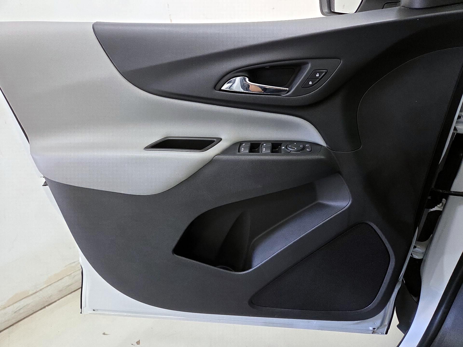 Thumbnail: 2019 Chevrolet Equinox - 12