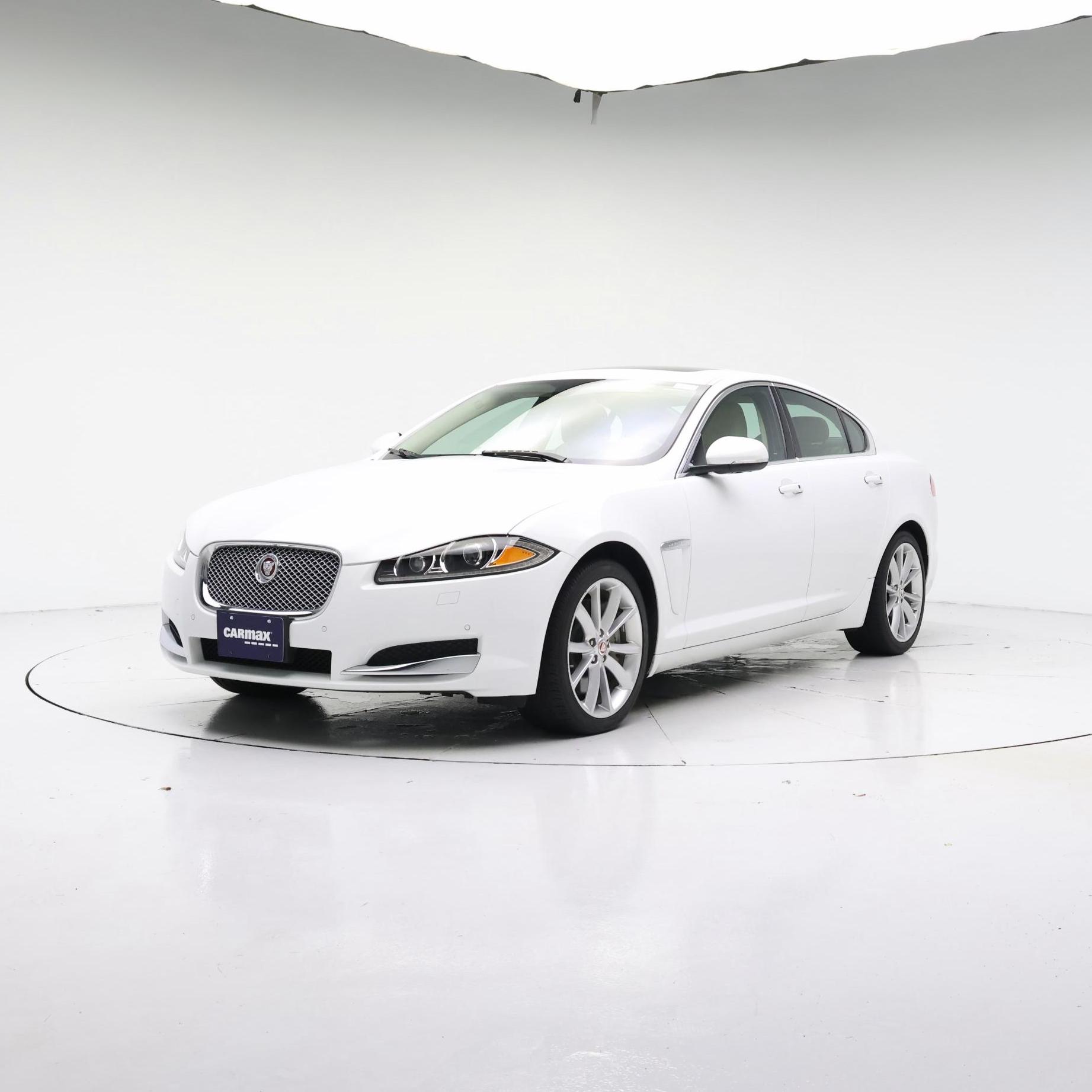 Thumbnail: 2015 Jaguar XF - 4