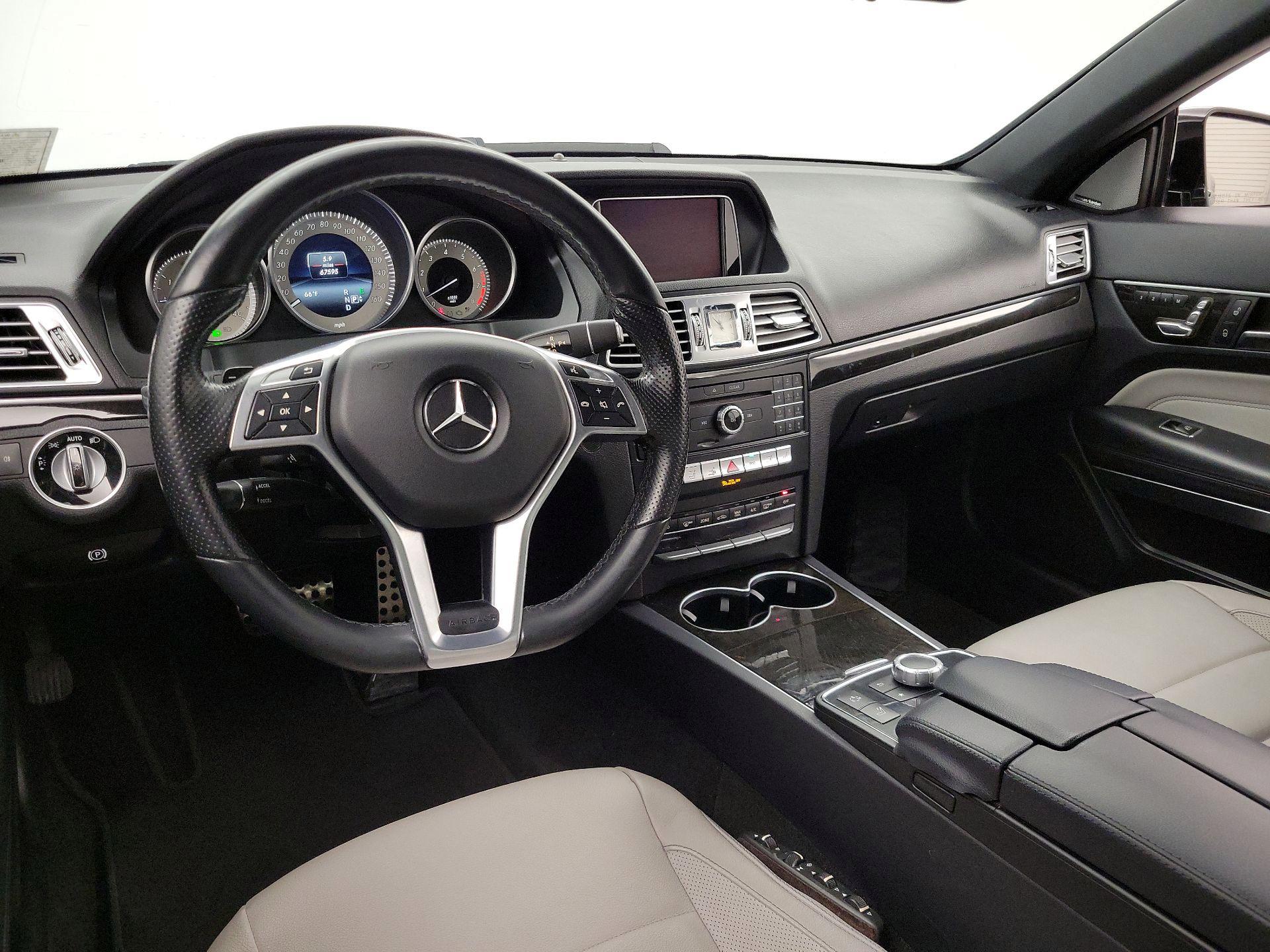 Thumbnail: 2017 Mercedes-Benz E-Class - 9