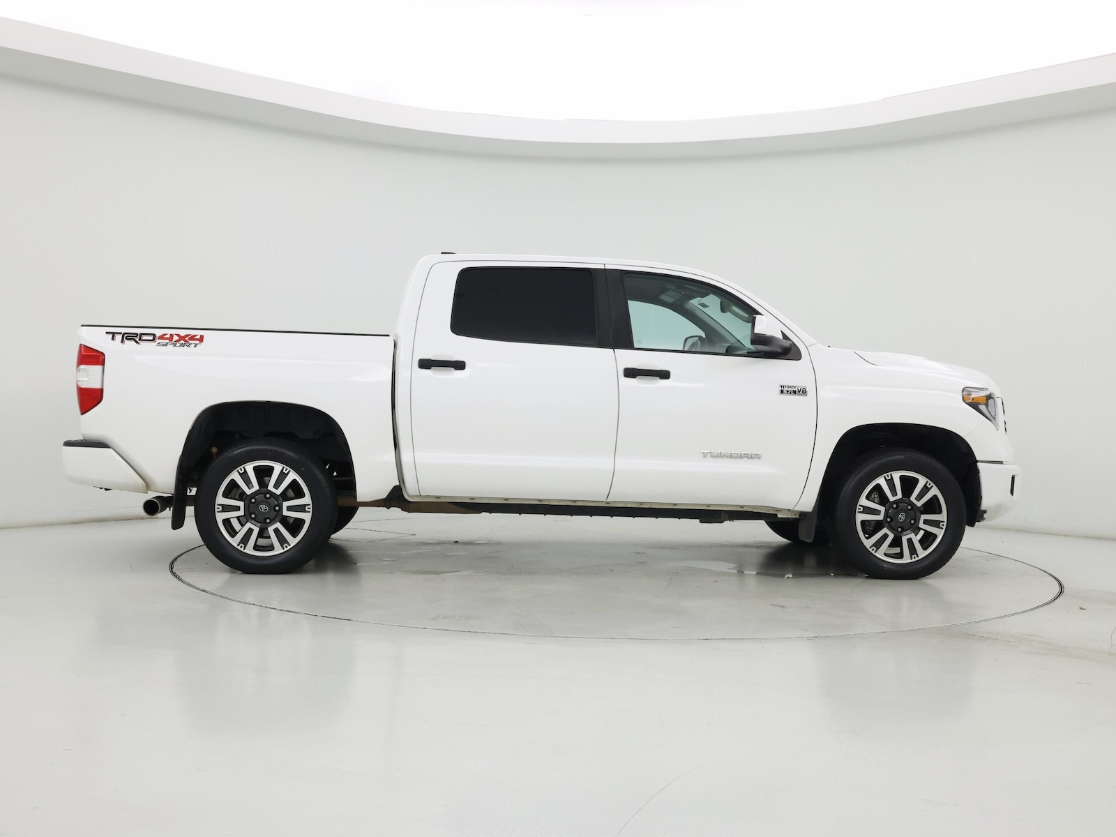 2020 Toyota Tundra SR5 - Photo 8