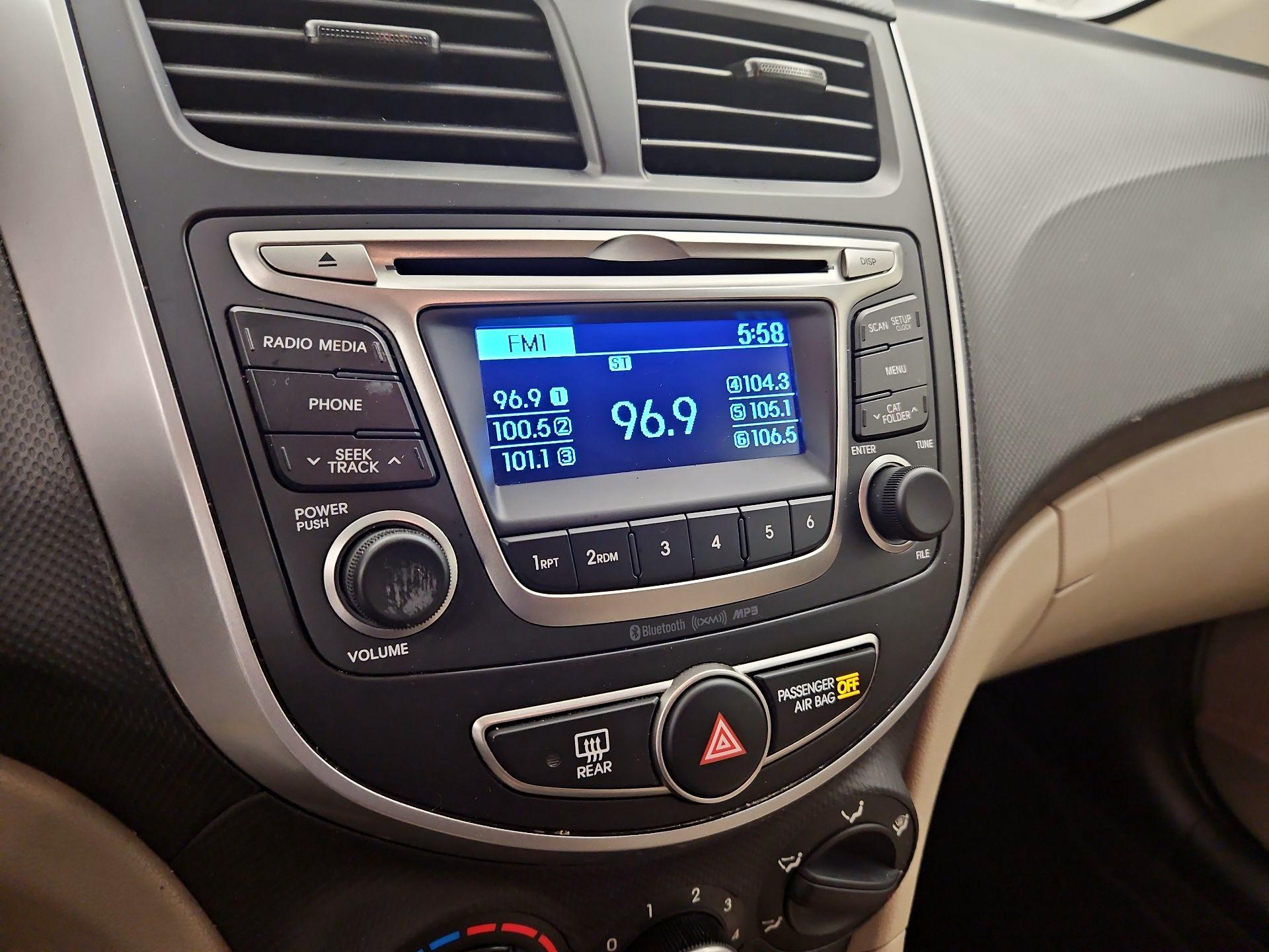 Thumbnail: 2016 Hyundai Accent - 14