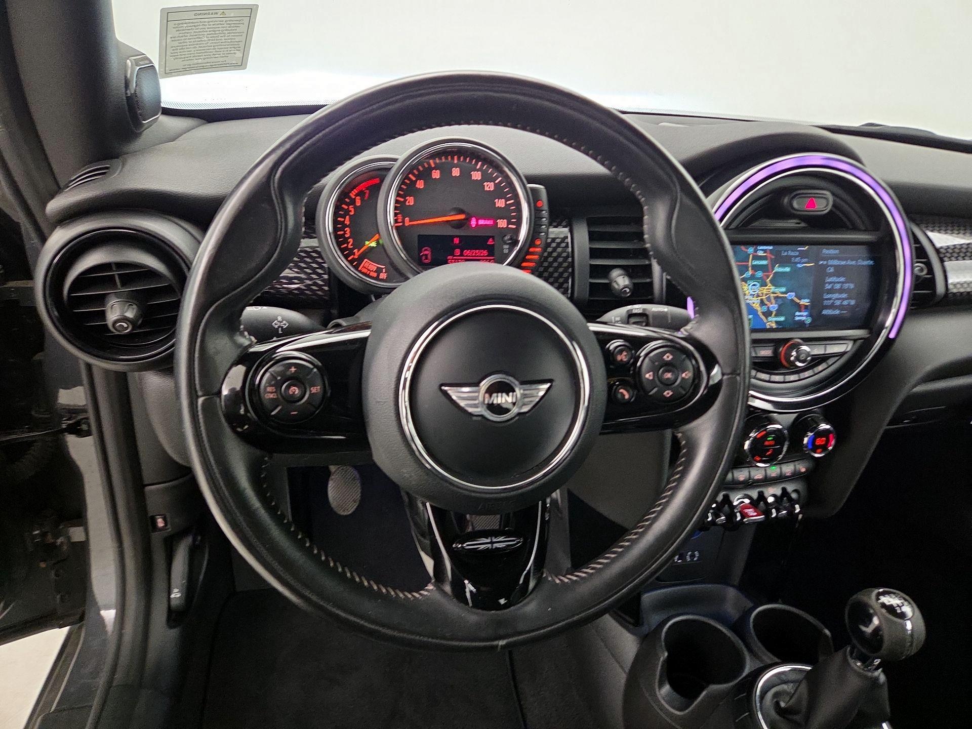 Thumbnail: 2017 MINI Cooper - 10