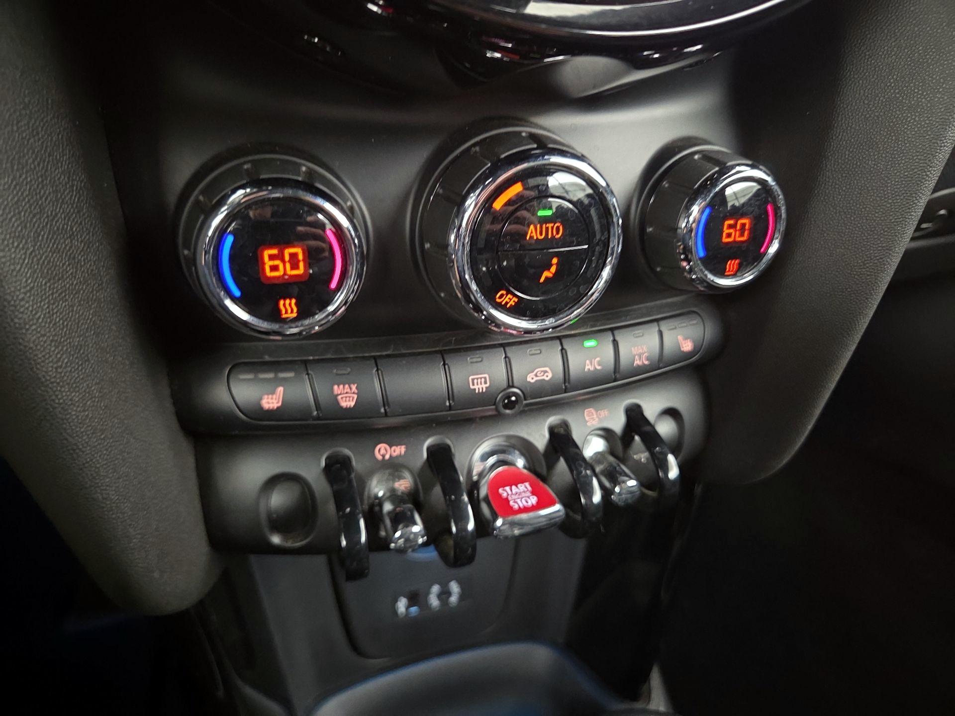 Thumbnail: 2017 MINI Cooper - 17