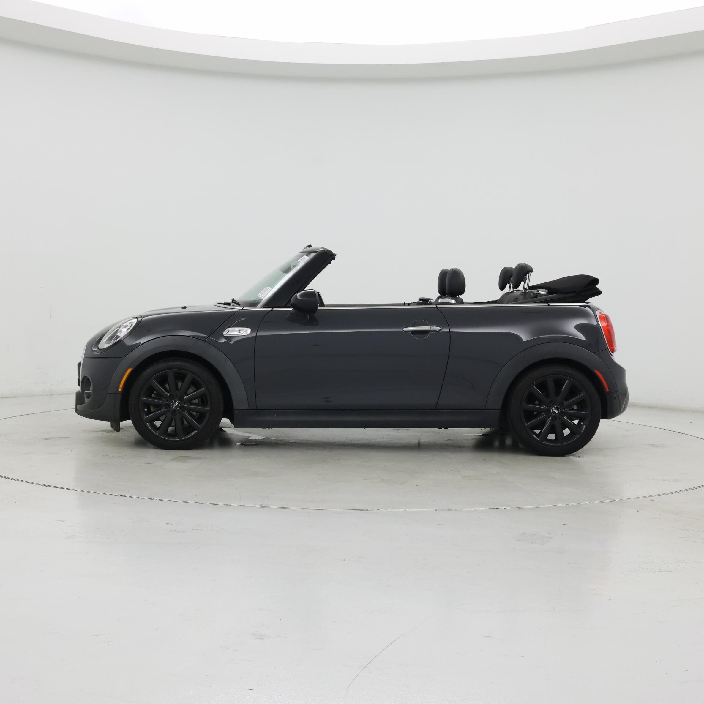 Thumbnail: 2017 MINI Cooper - 3