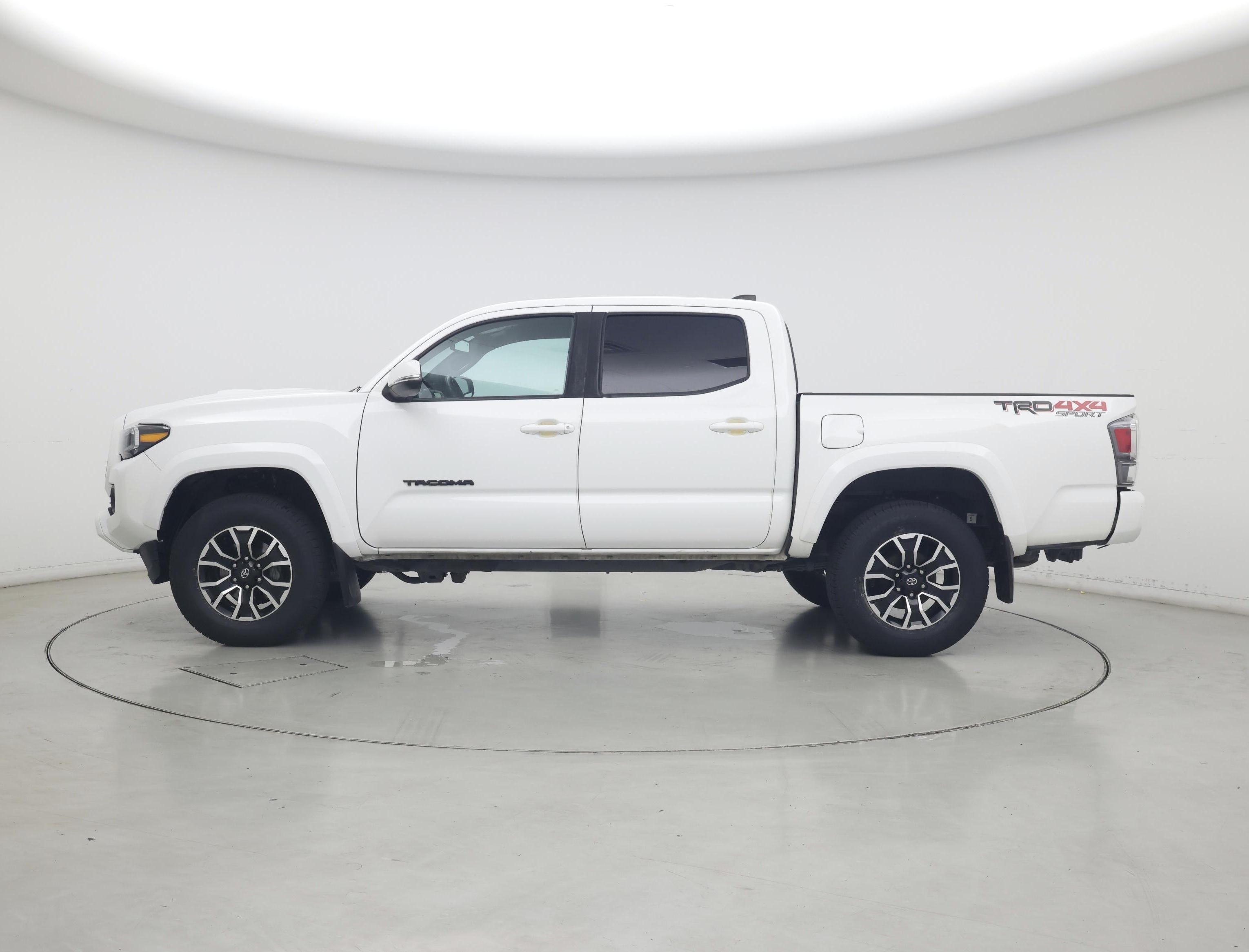 Thumbnail: 2023 Toyota Tacoma - 3