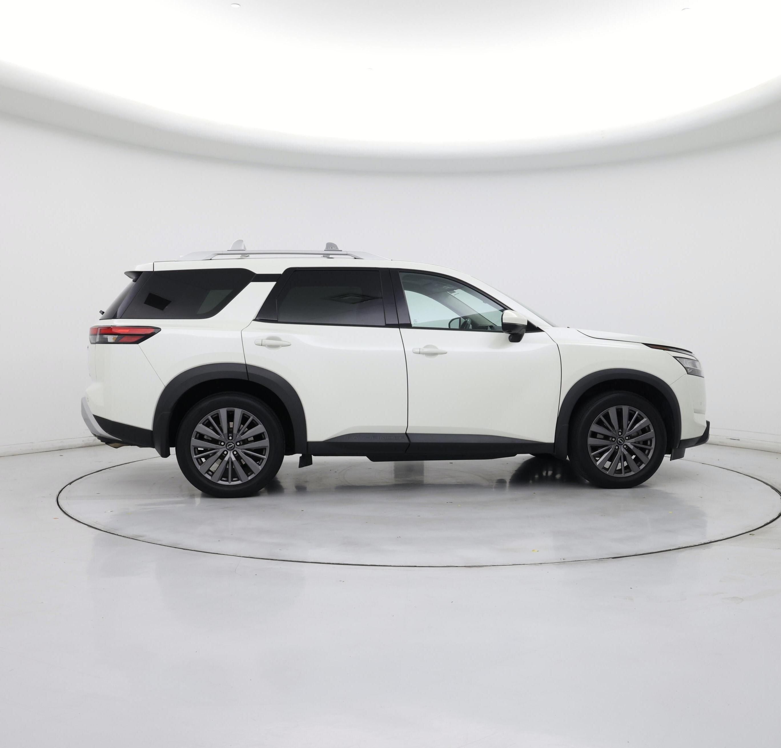 Thumbnail: 2023 Nissan Pathfinder - 7