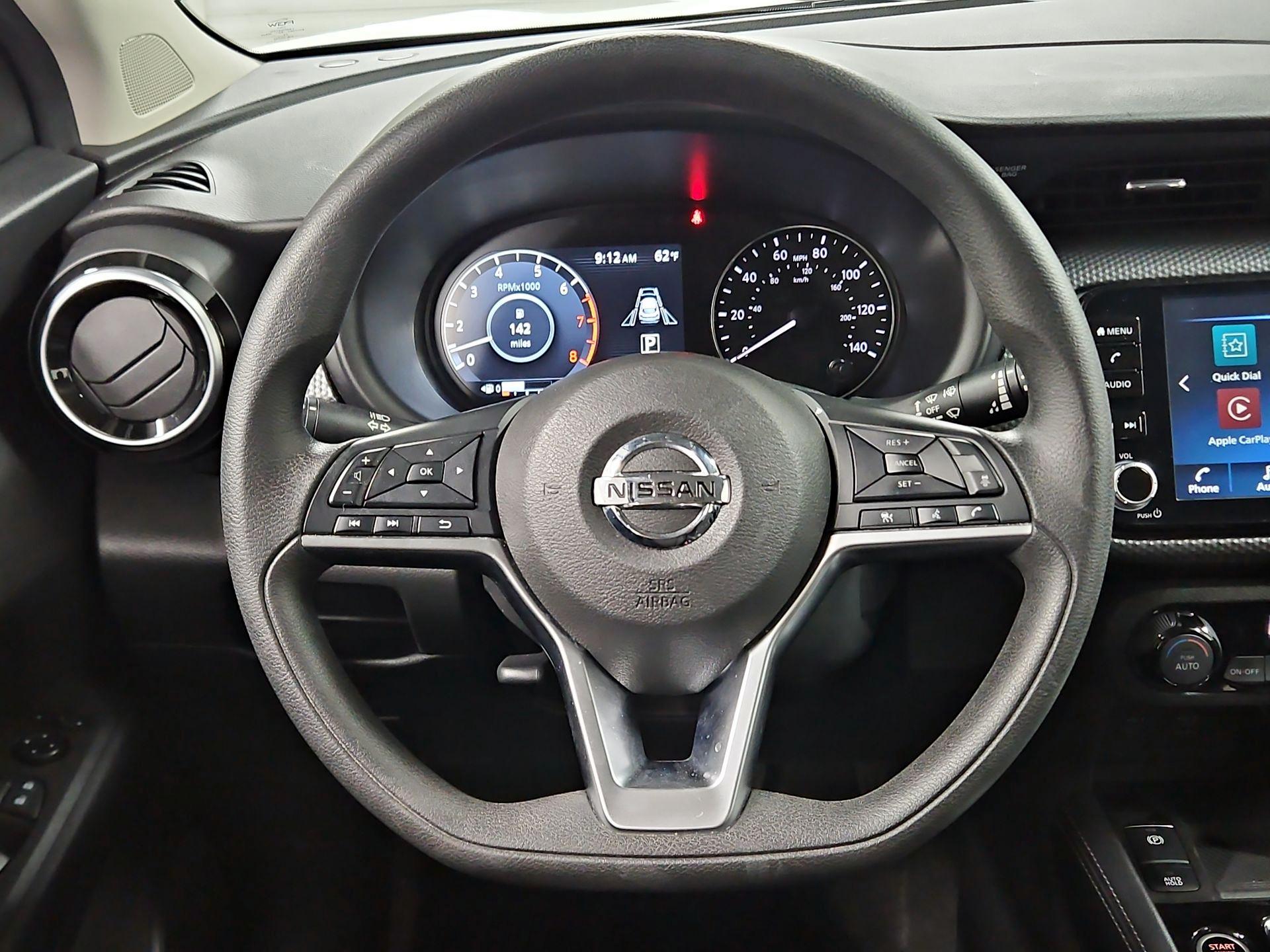 Thumbnail: 2021 Nissan Kicks - 10