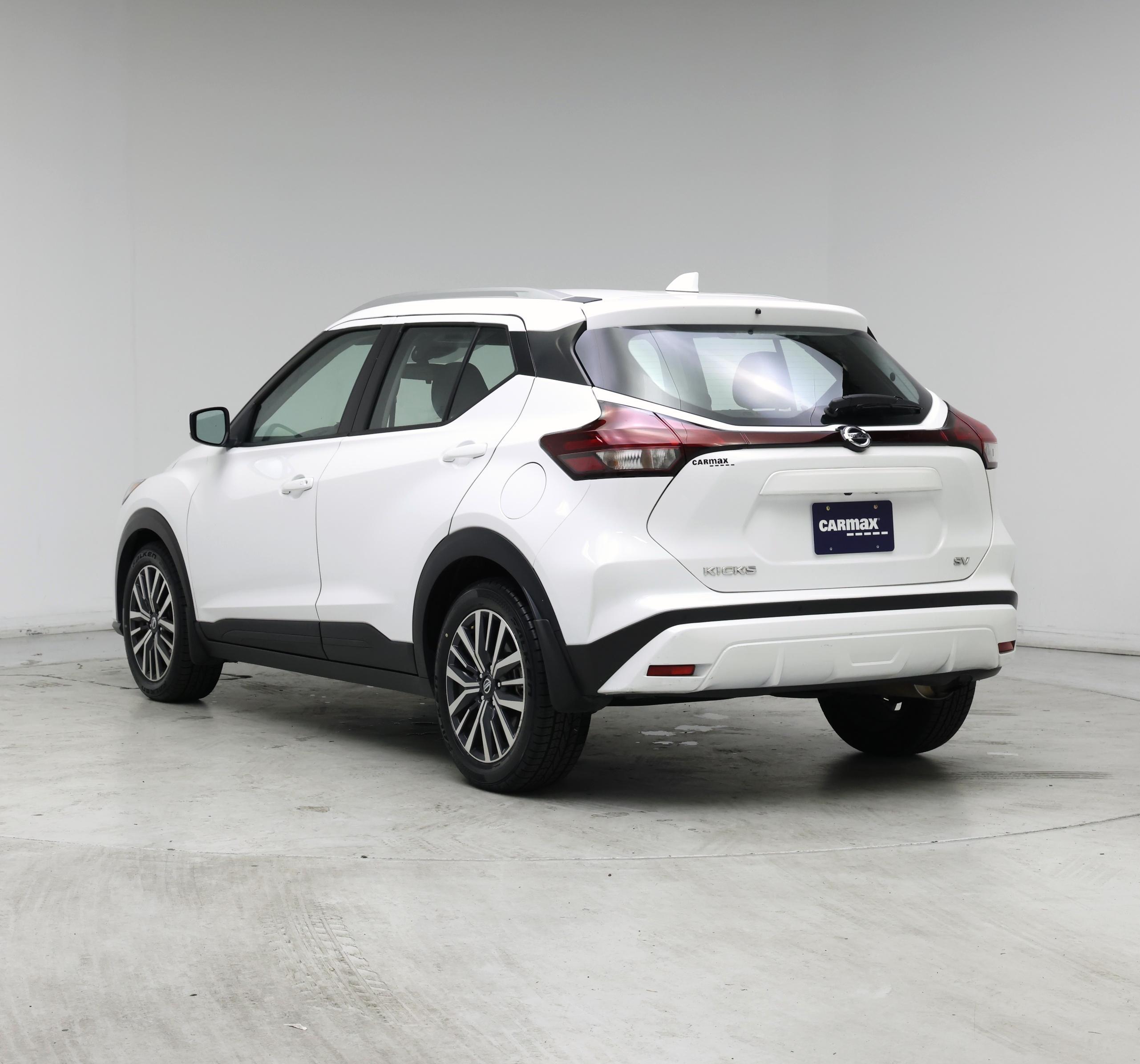 Thumbnail: 2021 Nissan Kicks - 2