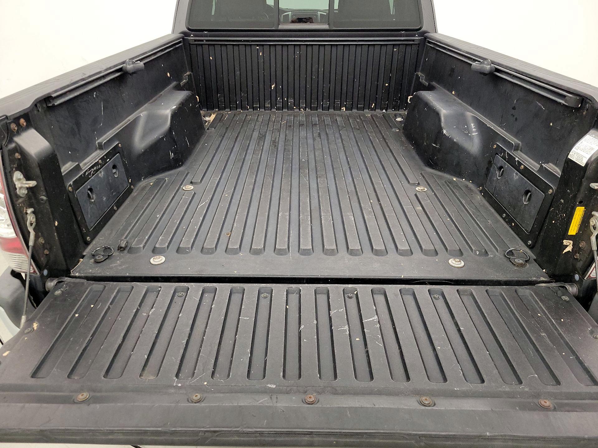 Thumbnail: 2014 Toyota Tacoma - 20