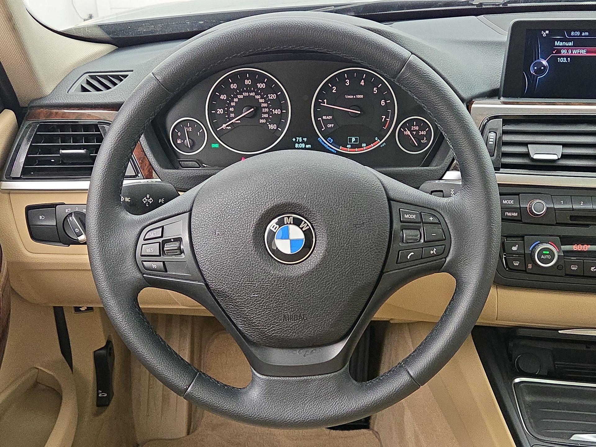 Thumbnail: 2014 BMW 3 Series - 10