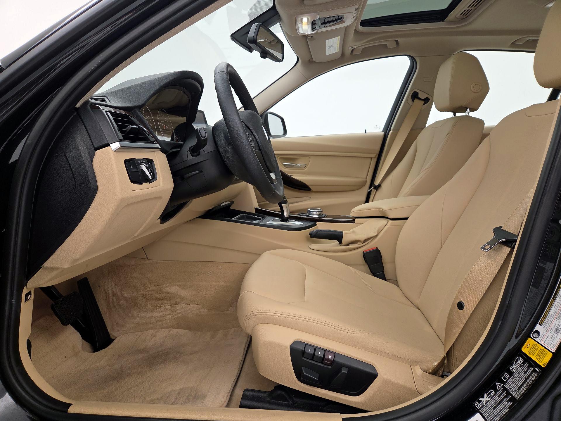 Thumbnail: 2014 BMW 3 Series - 11