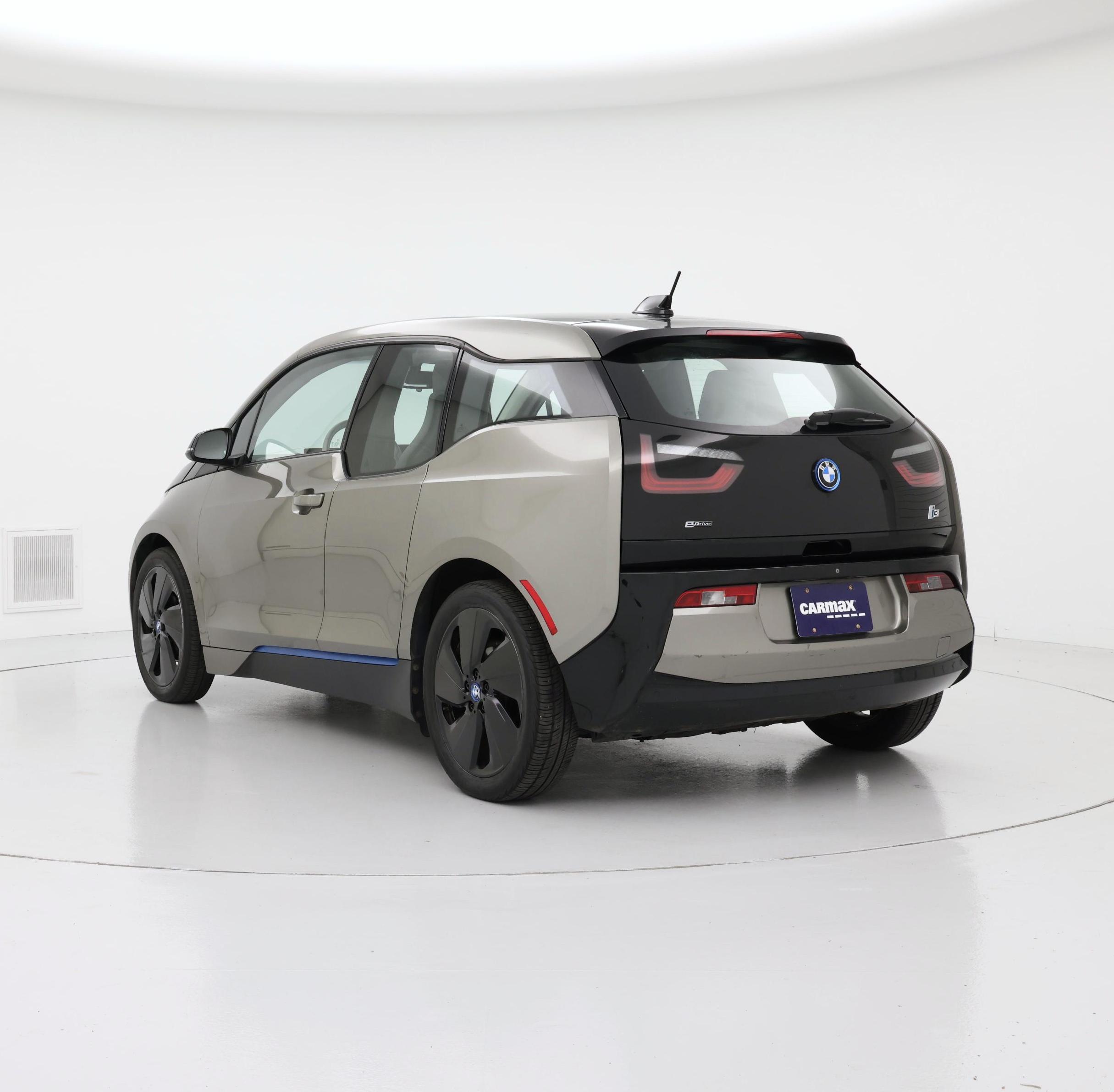Thumbnail: 2017 BMW i3 - 2