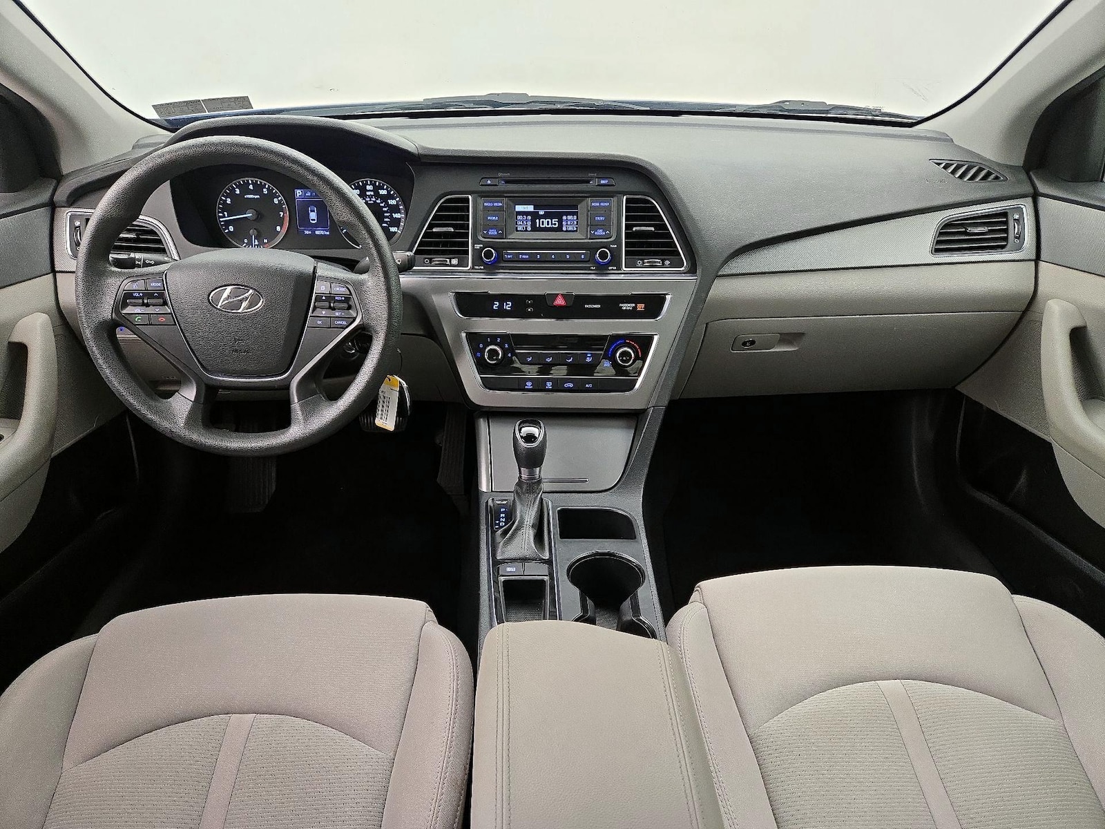 2017 Hyundai Sonata SE - Photo 10