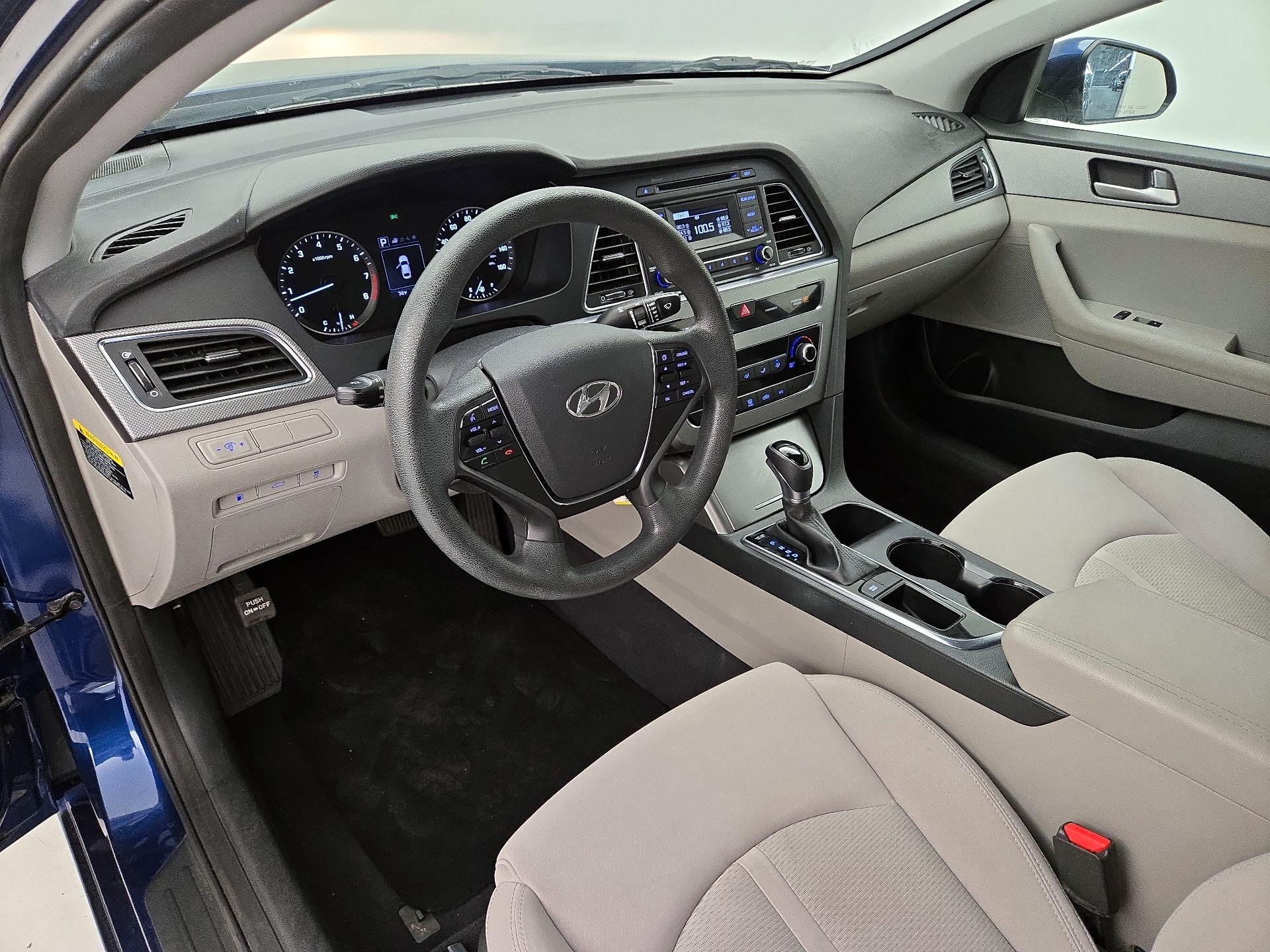 Thumbnail: 2017 Hyundai Sonata - 11