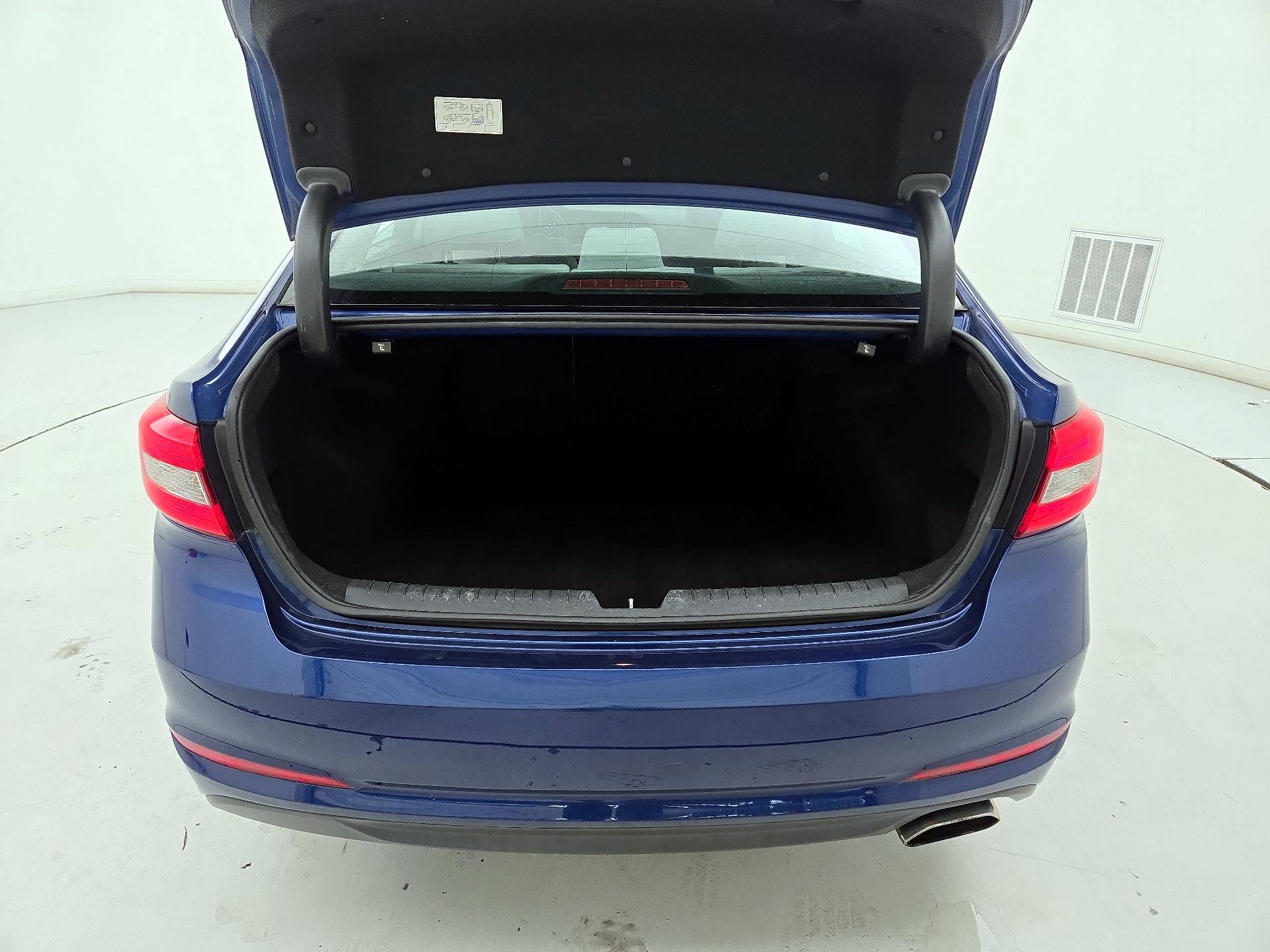 Thumbnail: 2017 Hyundai Sonata - 19