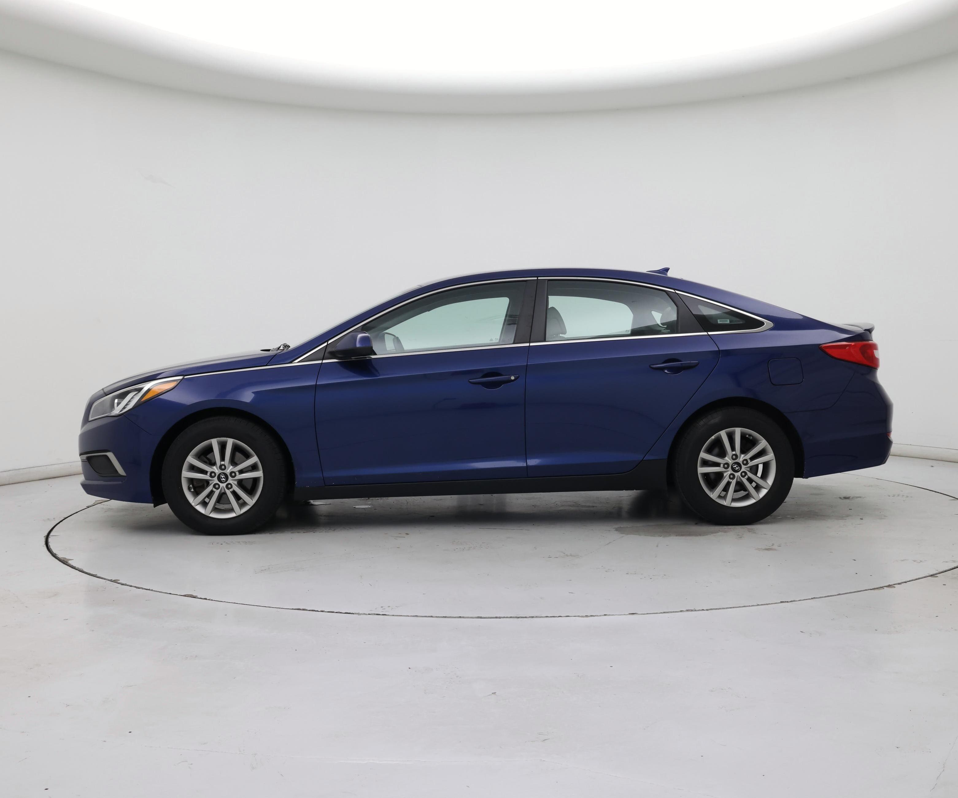 Thumbnail: 2017 Hyundai Sonata - 3