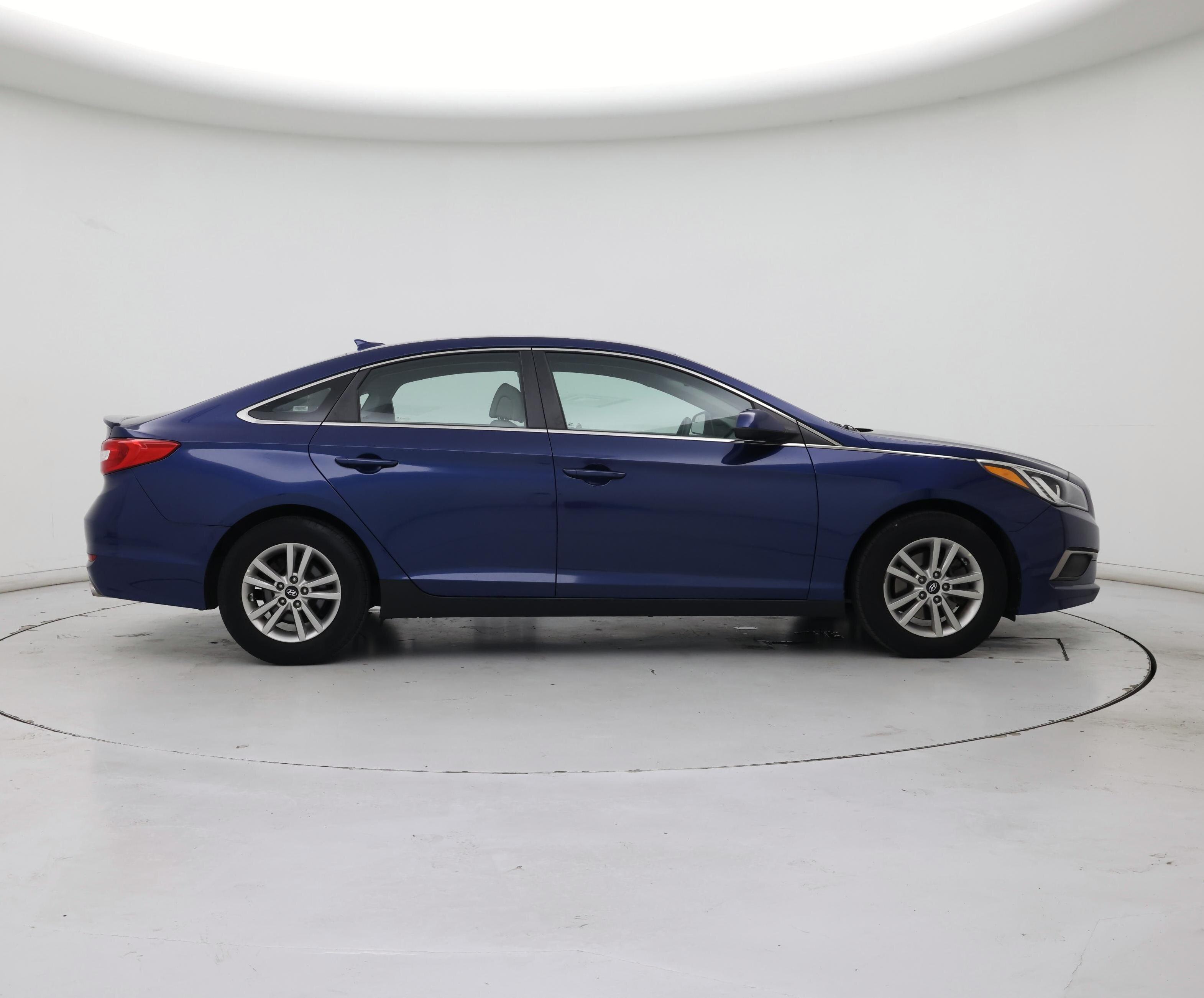 Thumbnail: 2017 Hyundai Sonata - 7