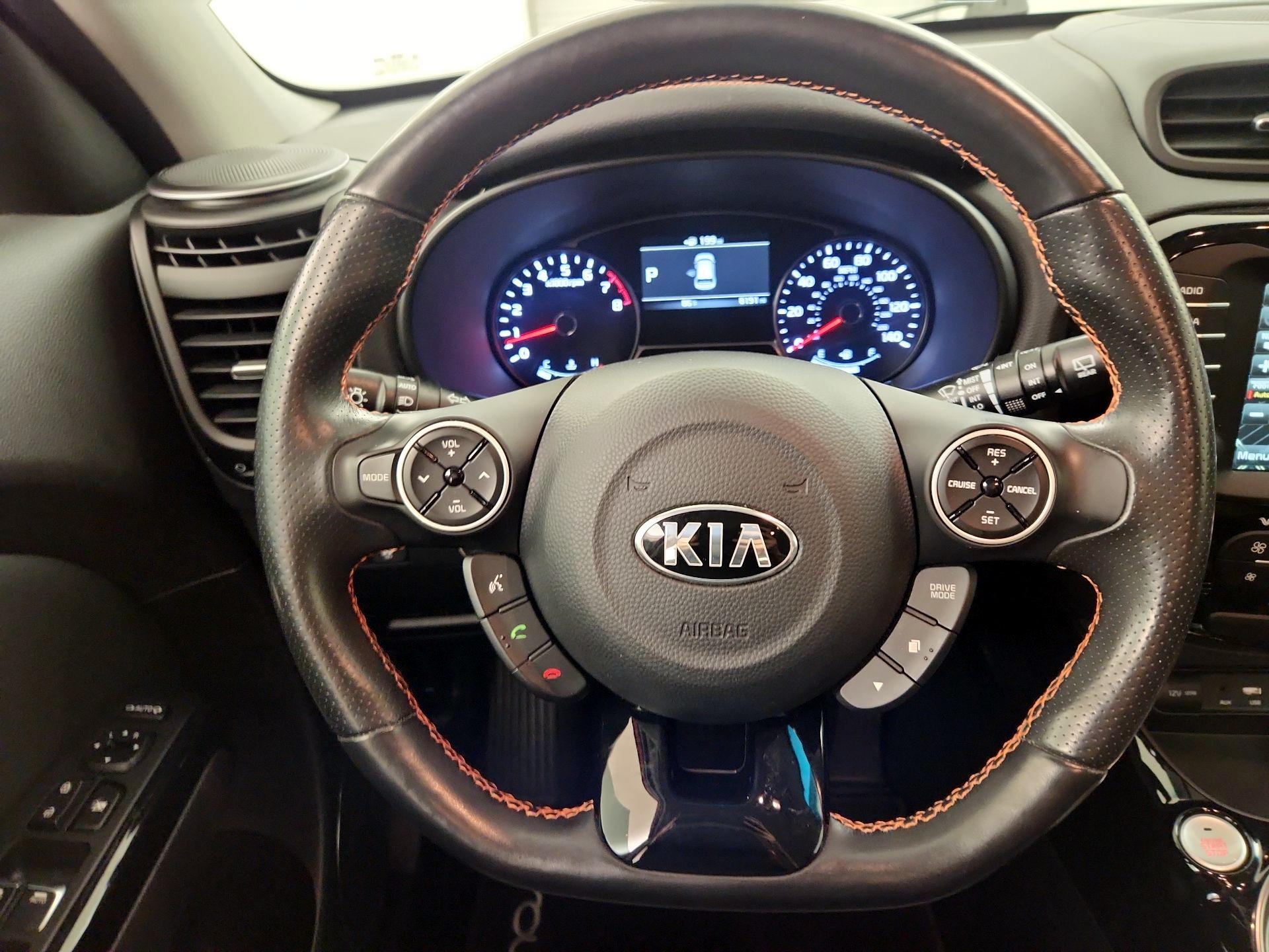 Thumbnail: 2017 Kia Soul - 10