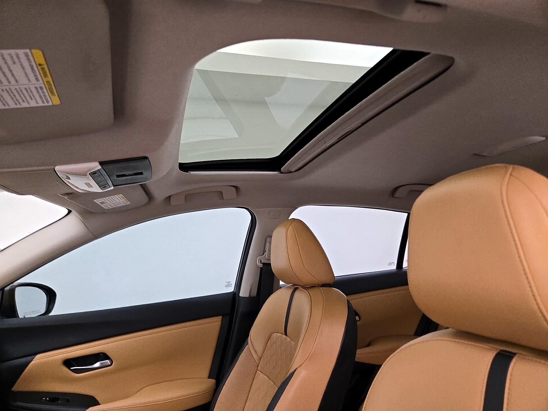 Thumbnail: 2021 Nissan Sentra - 19